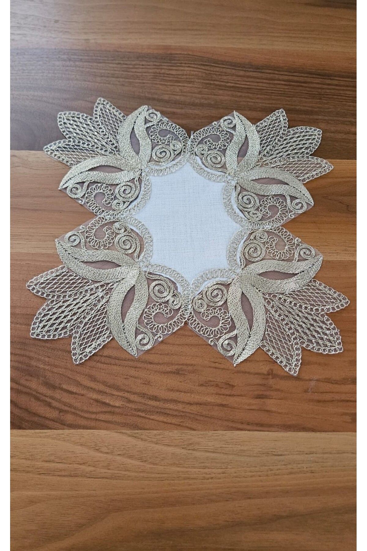 ZESA HOME fransız Dantelli Lüks Zigon Sehpa Örtüsü