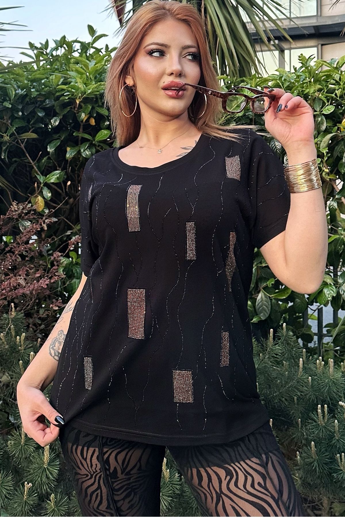 RICH GLAM Bol Kesim Crystal Taşlı Büyük Beden Bisiklet Yaka Pamuk Siyah Şık Kadın Bluz T-shirt