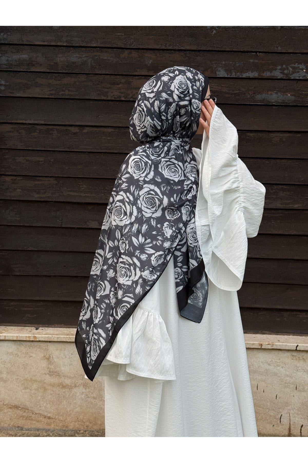 Qalortex Scarf Pamuklu Soft Roza Desen Şal-Siyah/Gri