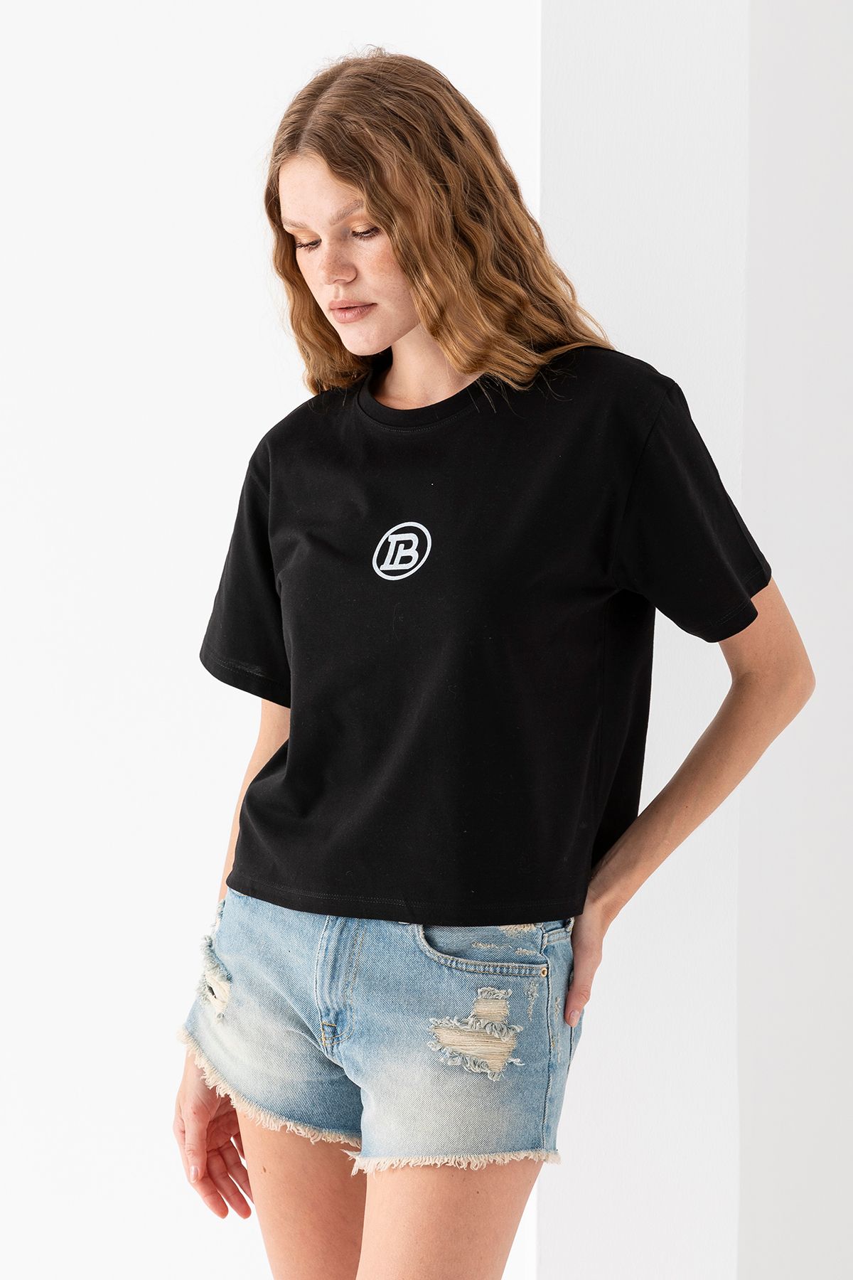 GİYSA Kadın Bisiklet Yaka Baskılı %100 Pamuklu T-Shirt Siyah - 925024
