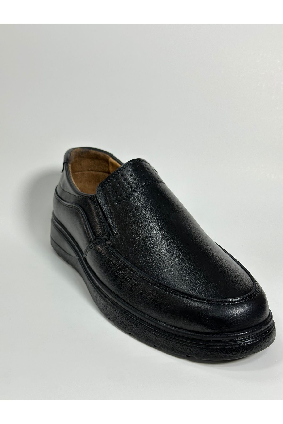 ZNG SHOES Erkek Siyah Cilt Detay Lastikli Rahat Comford Günlük Ayakkabı