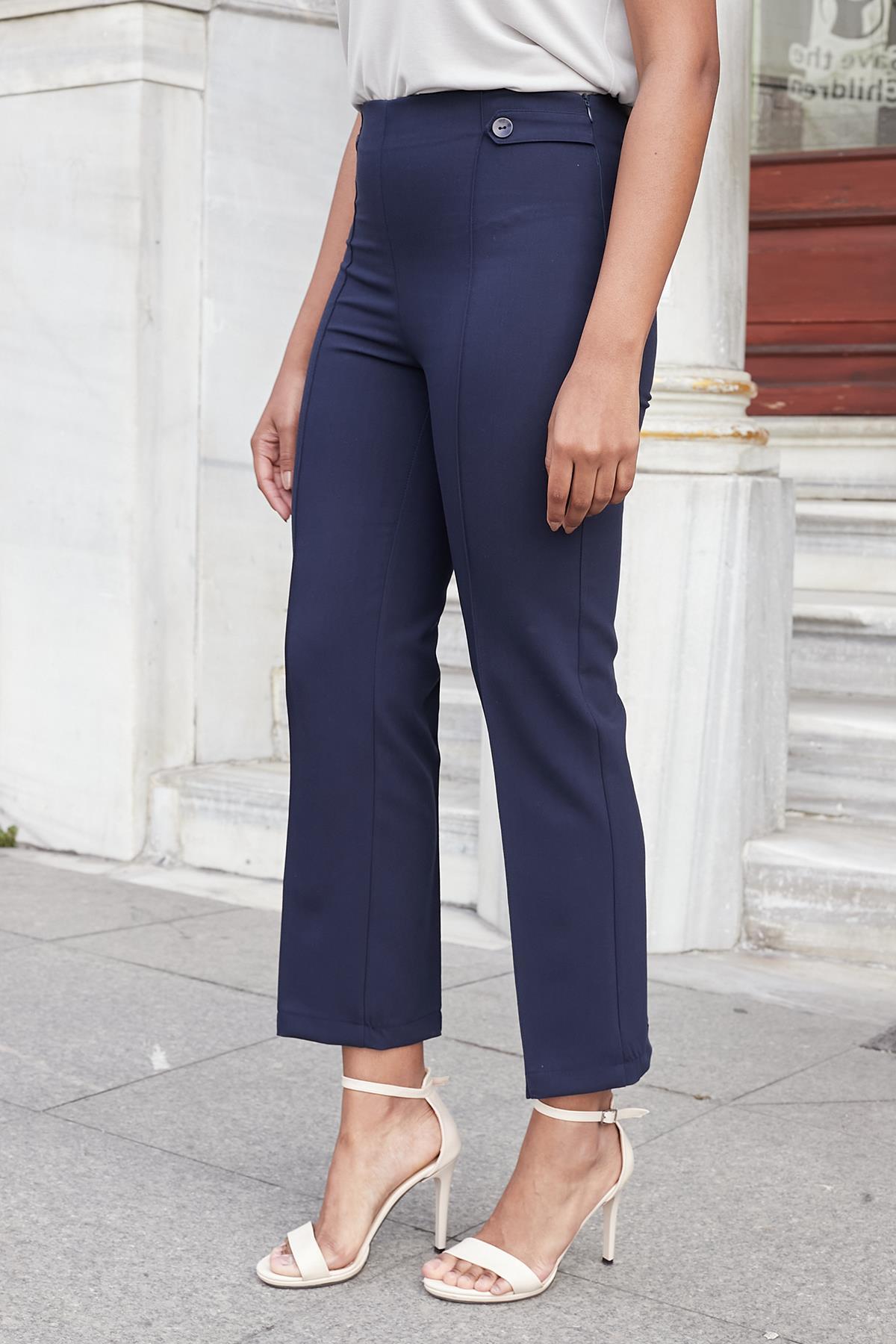 Jument  Kadın Yüksek Bel Önü Dikişli Beli Apoletli Düğmeli Boru Paça Kumaş Pantolon- Laci - Görsel 5