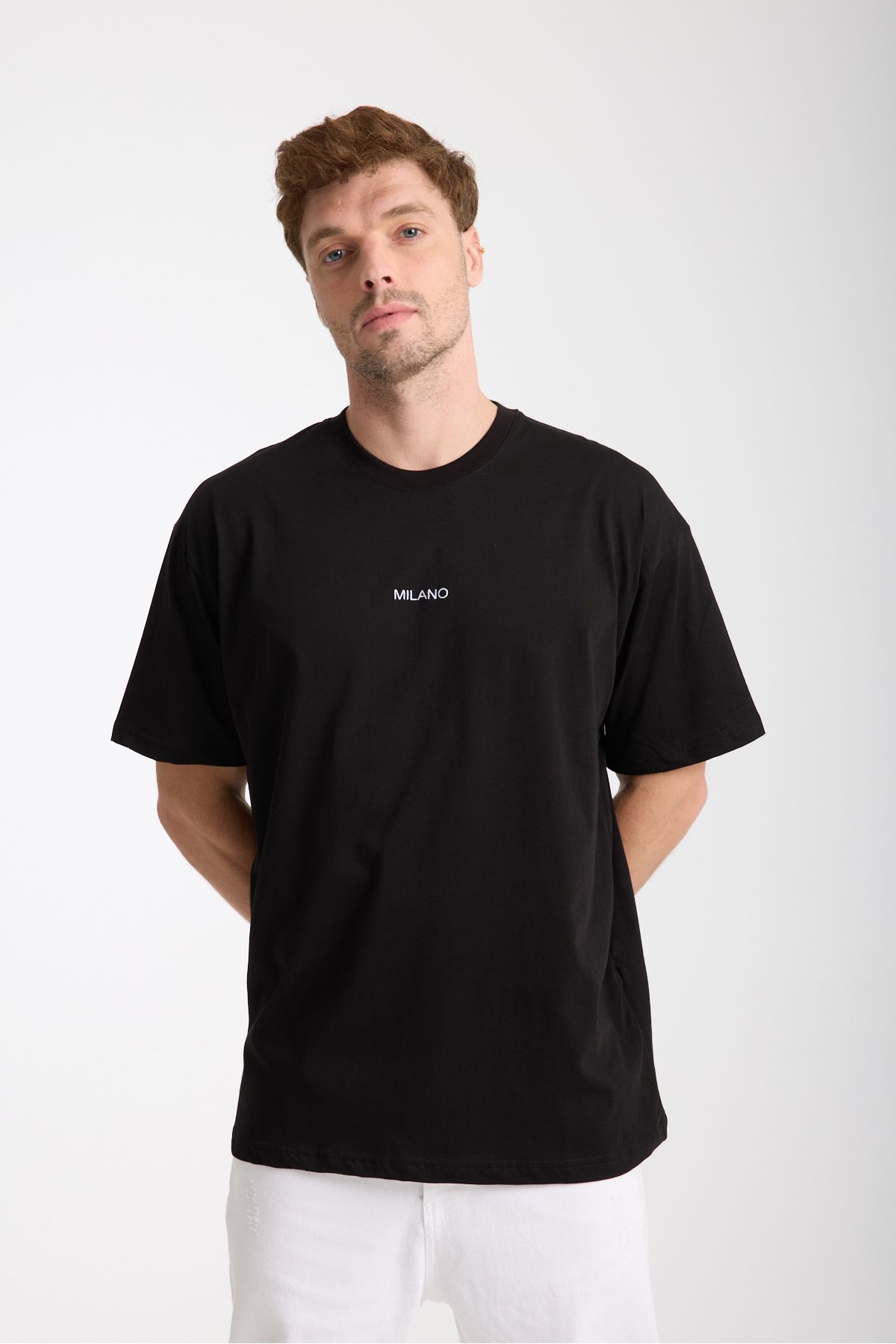 Tarz Cool Erkek Siyah Milano Nakış Yazılı Oversize Bisiklet Yaka T-Shirt