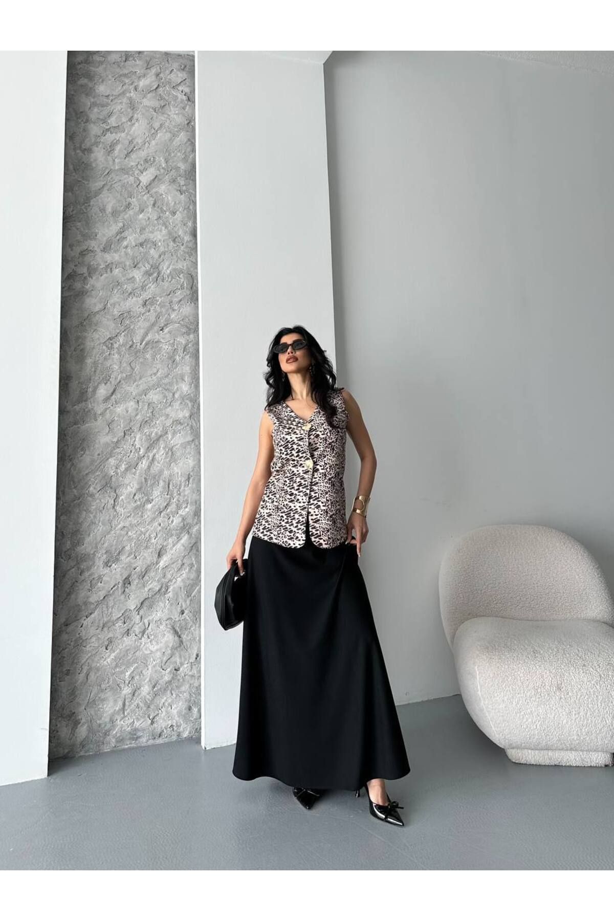 BARG FASHION Leopar Desenli Yelek Uzun Siyah Etek 2Lİ Takım