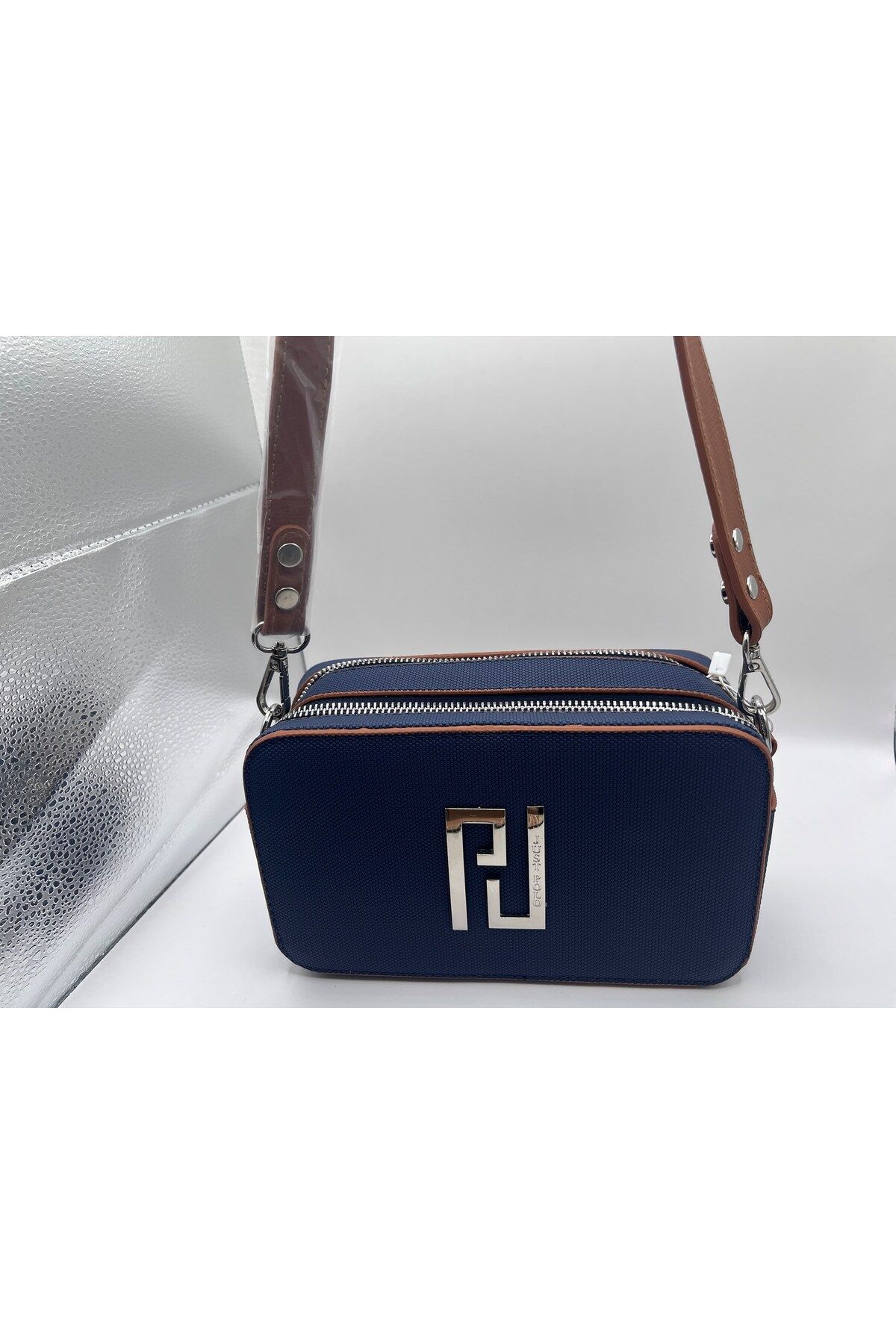 Just Polo JP6016 Kadın 2 Askılı 2 Bölmeli Mini Omuz Ve El Çantası 21x13cm OZT6016
