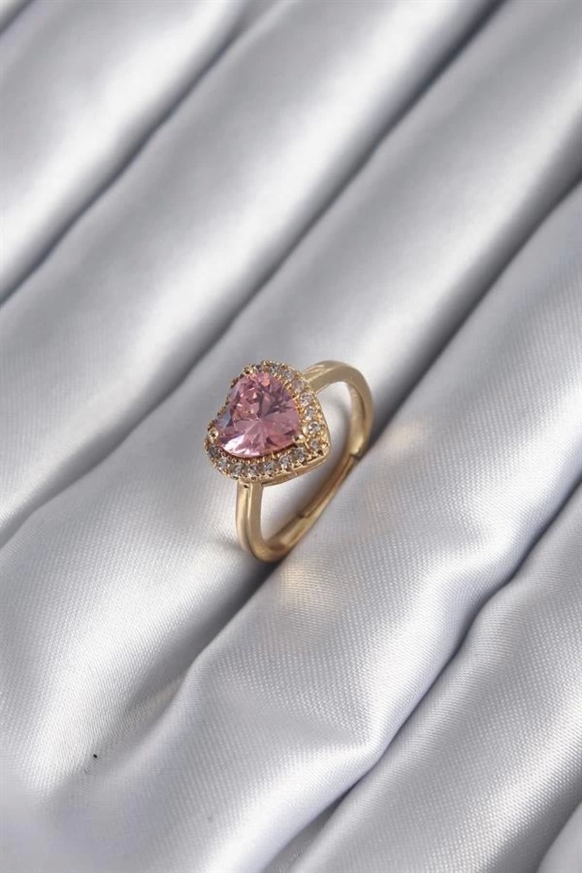 Lale Moda Pirinç Gold Renk Pembe Zirkon Taş Kalp Charm Model Kadın Yüzük
