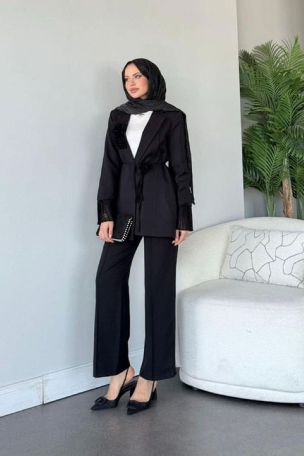 Sezi Moda Giyim İzel Kolu Pilisseli Takım