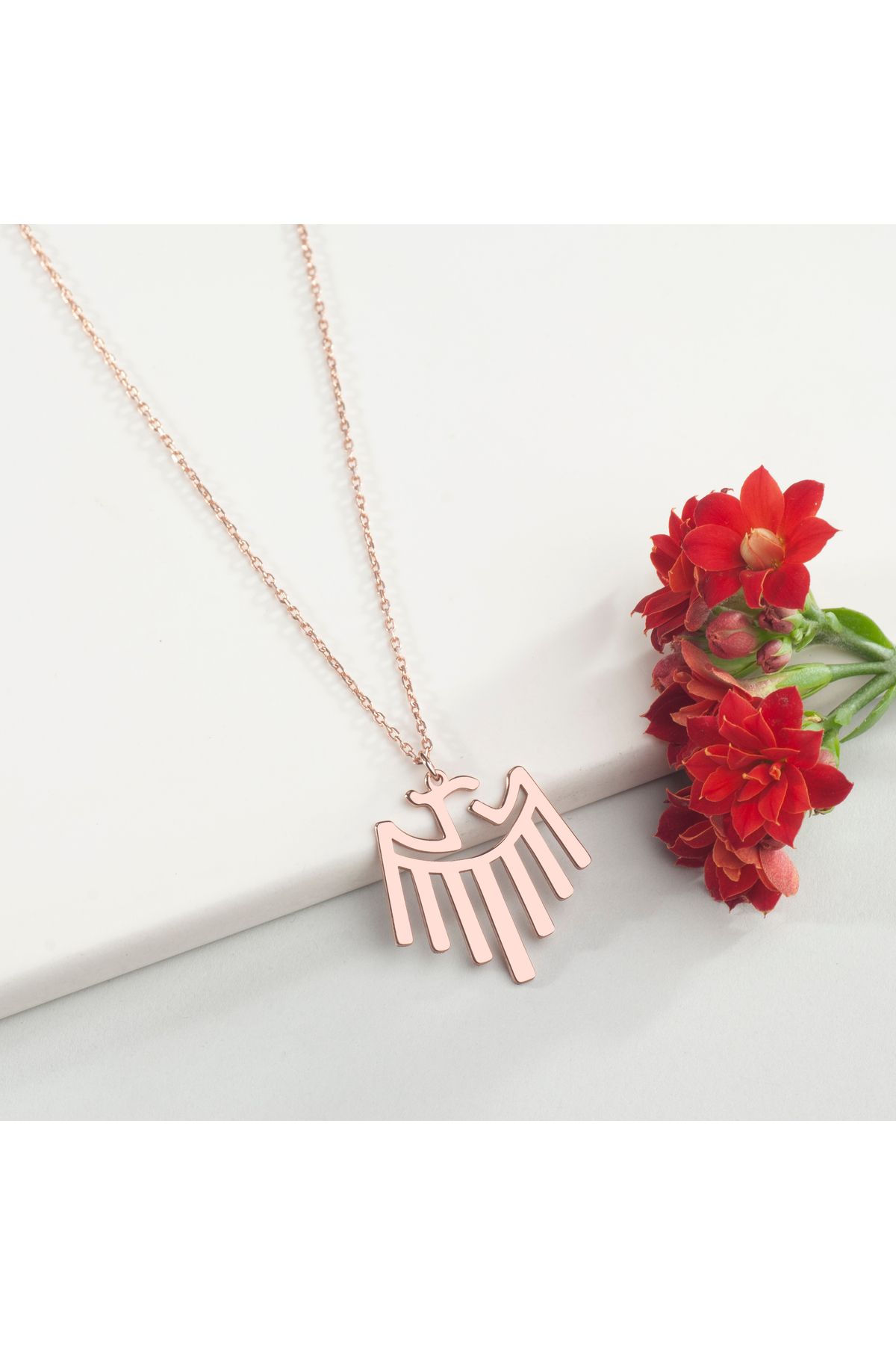 DIZY SILVER KARTAL FİGÜRLÜ KOLYE, 925 AYAR GÜMÜŞ, ROSE GOLD KAPLAMA, GÜÇ VE ÖZGÜRLÜK SEMBOLÜ MODERN TAKI