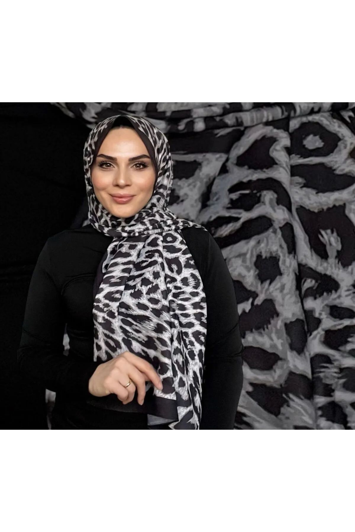 Butik Leopar desen soft şal Siyah