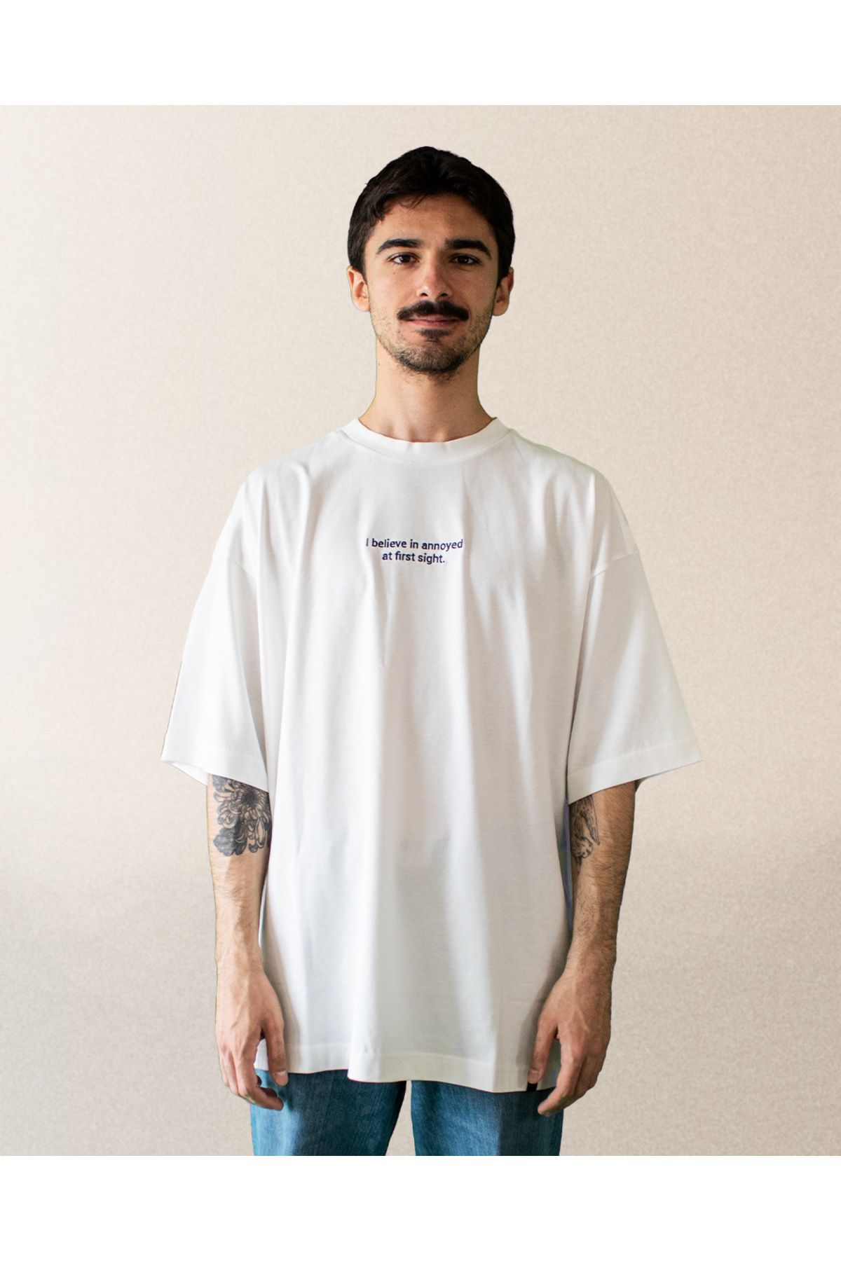 wear.DADASTUDIO Unisex Oversize "annoyed at first sight" t-shirt