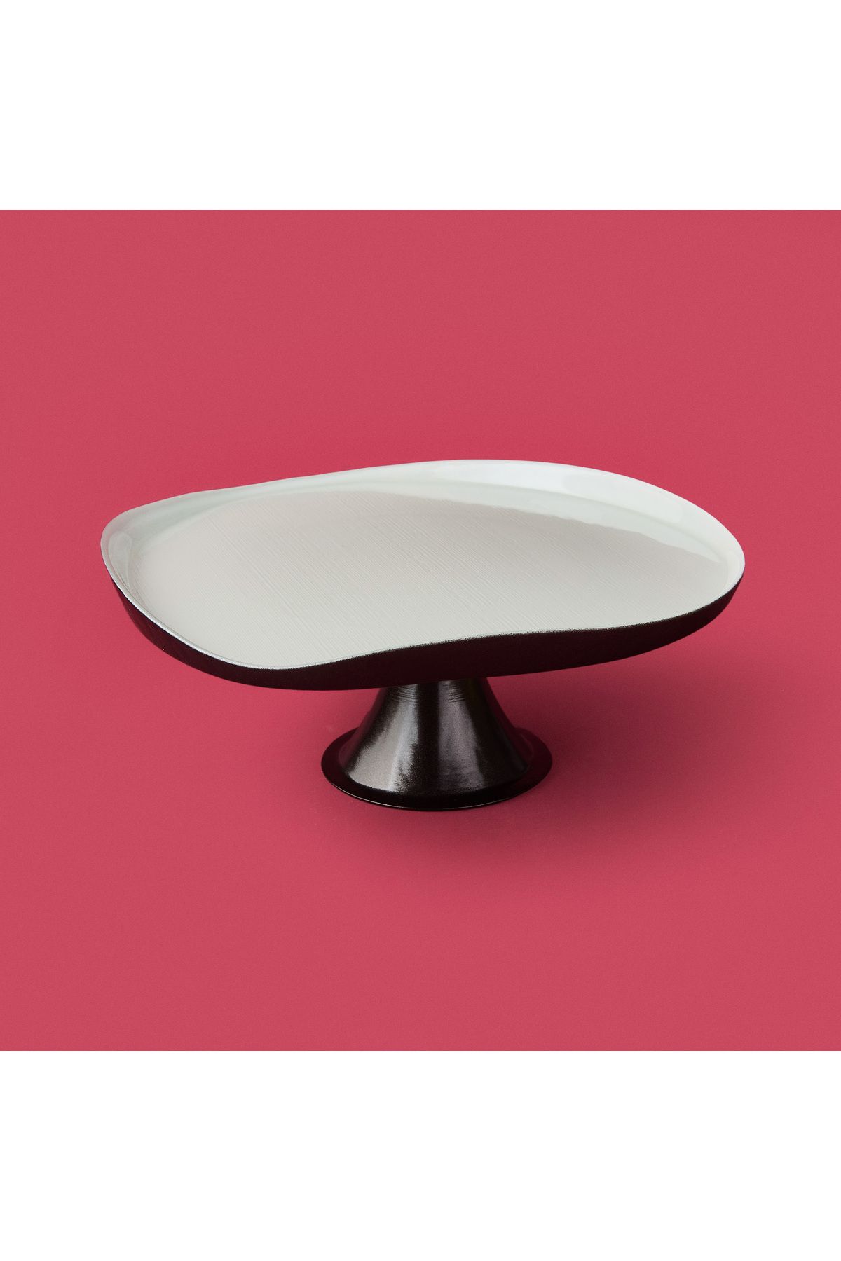 Evidea Kitchen Jota Ayaklı Tabak - Beyaz / Siyah - 32 cm
