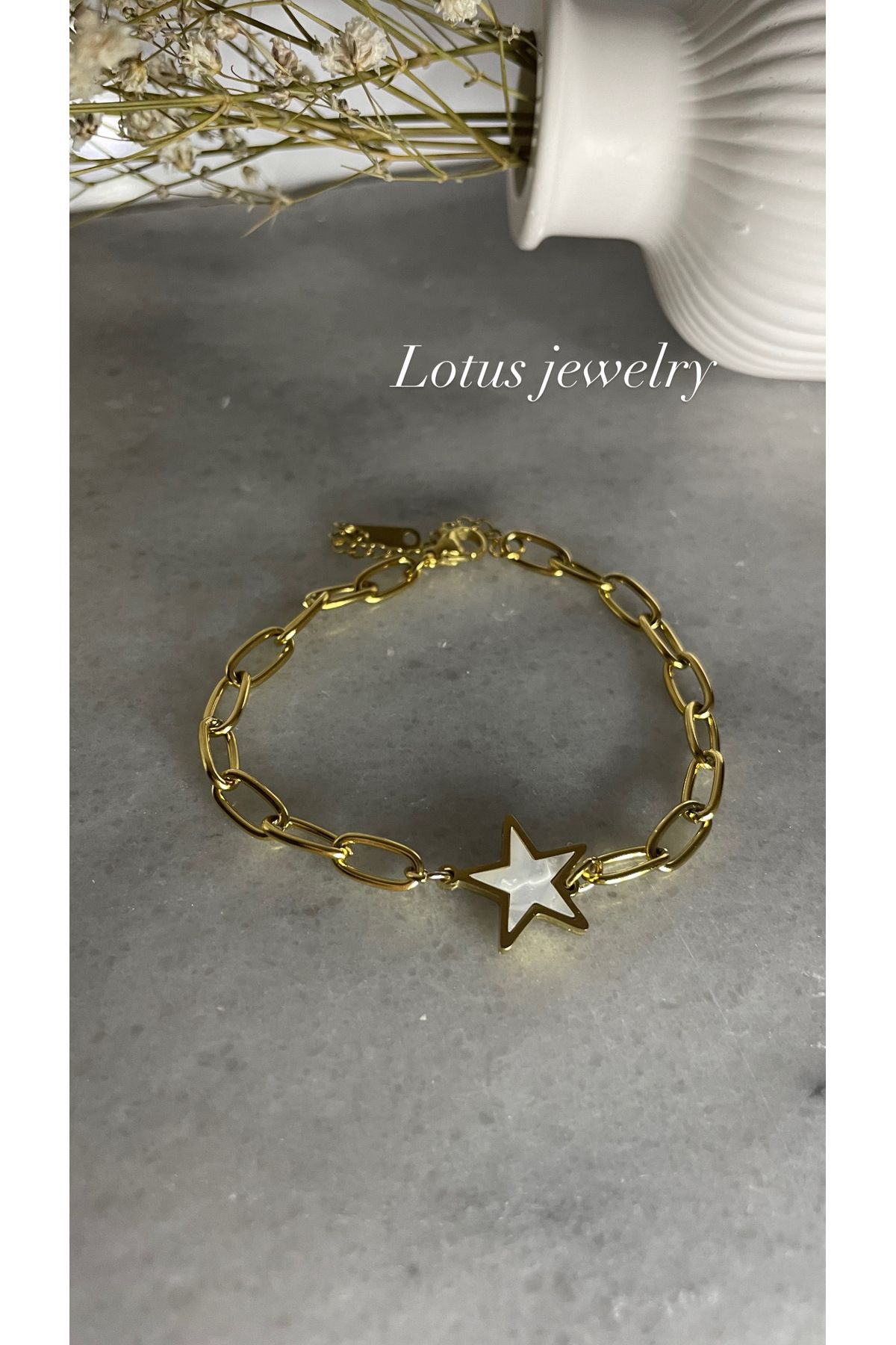 Lotus Jewelry Paslanmaz Çelik yıldız detaylı gold bileklik