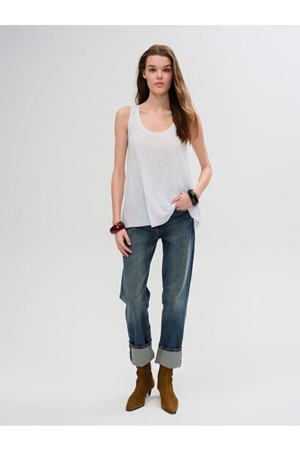 Ltb-Women's Sleeve with Strap 4