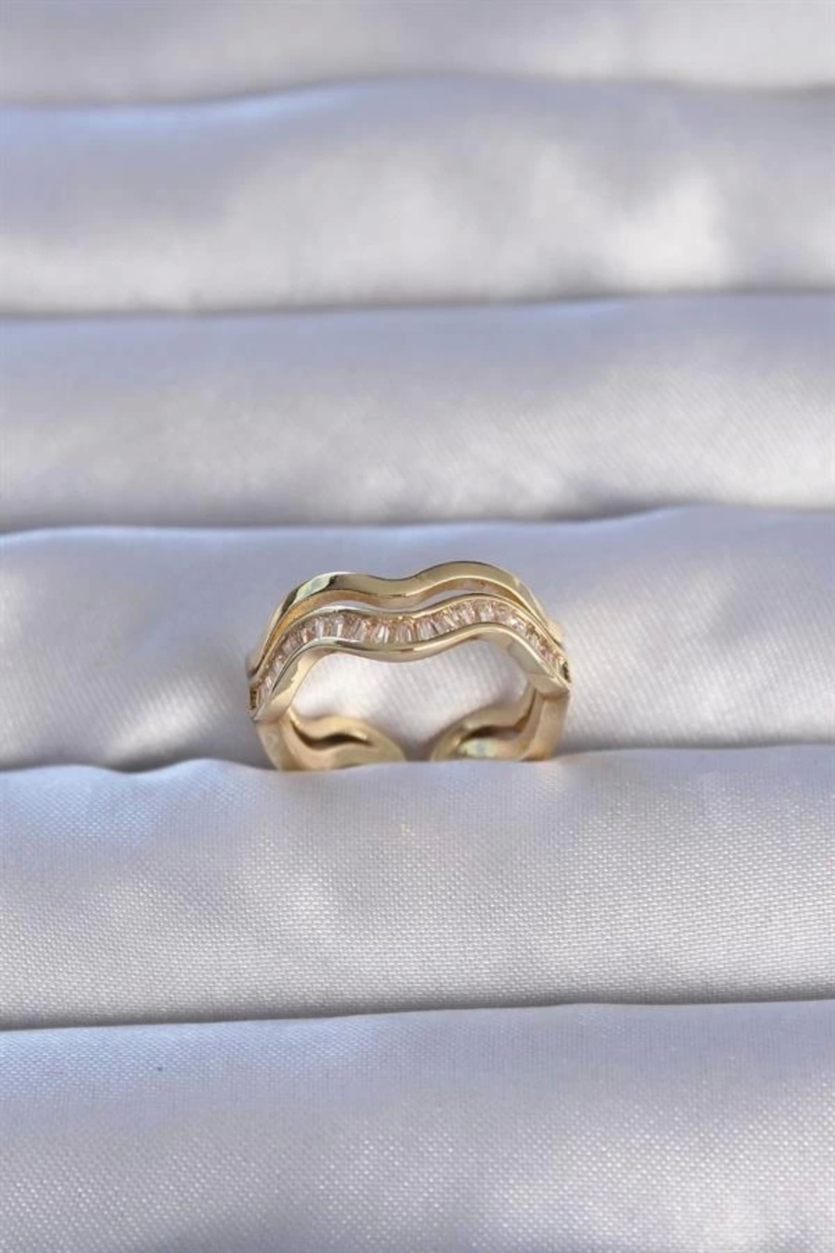 Lale Moda Pirinç Gold Renk Zirkon Taşlı Dalgalı Su Yolu Model Ayarlanabilir Yüzük