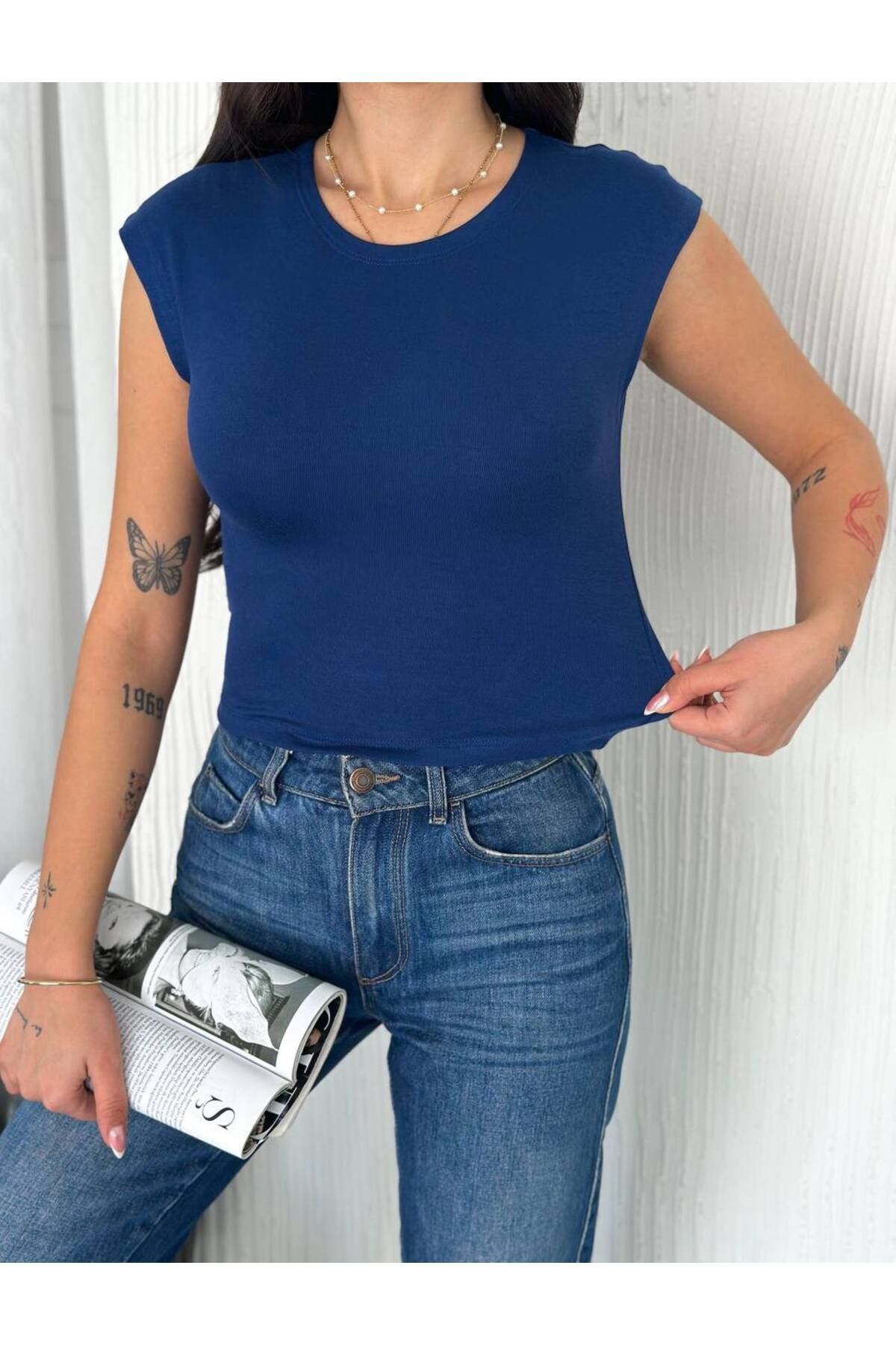 Noa Noa Sıfır Kol Crop Basic Kısa Kollu T-Shirt