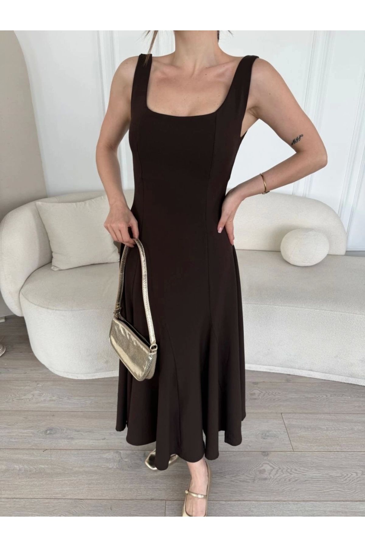 MODA Sırt Dekolteli Kolsuz Uzun Elbise - Kahverengi