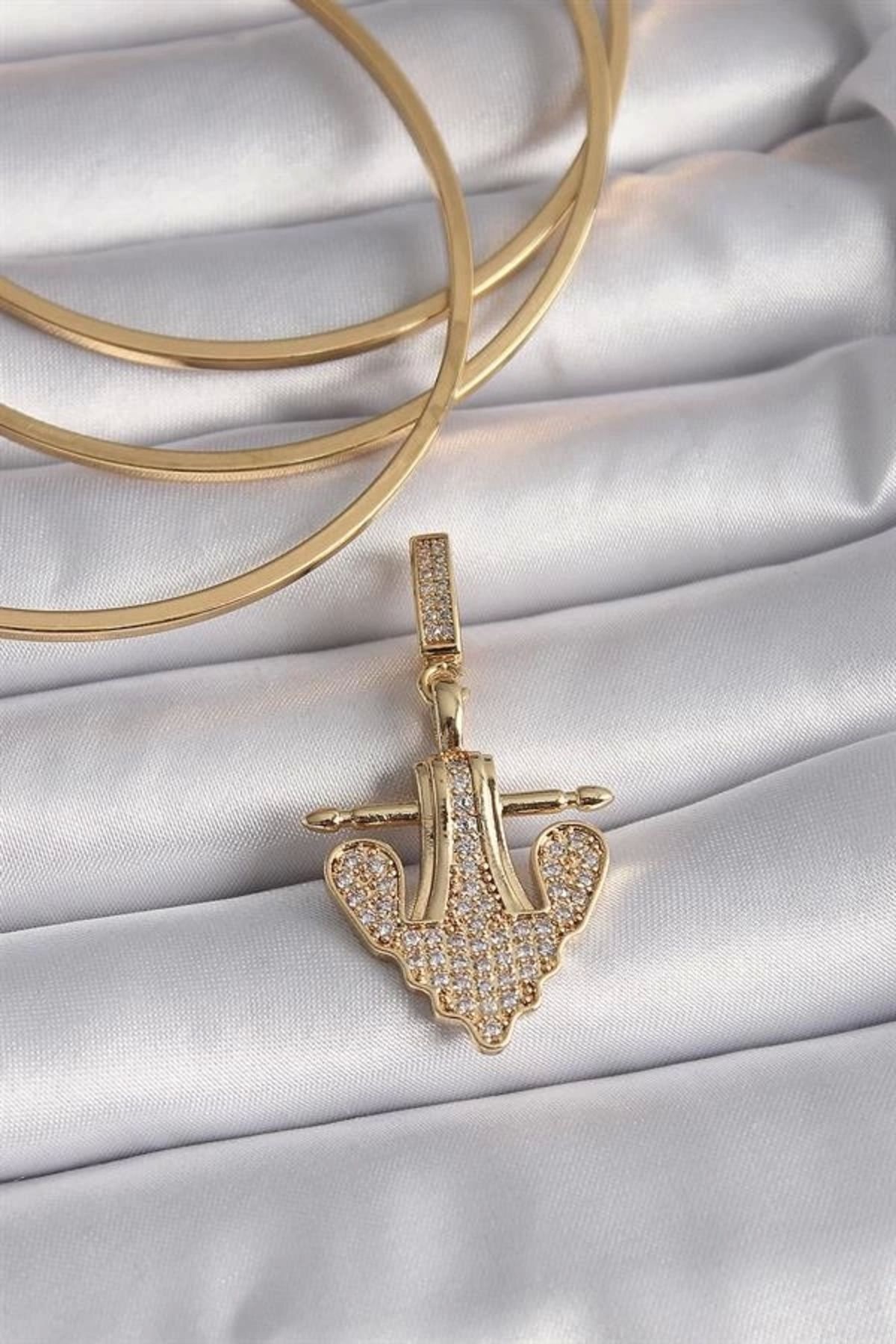 Lale Moda Pirinç Gold Renk Zirkon Taşlı Çapa Model Ajda Charm