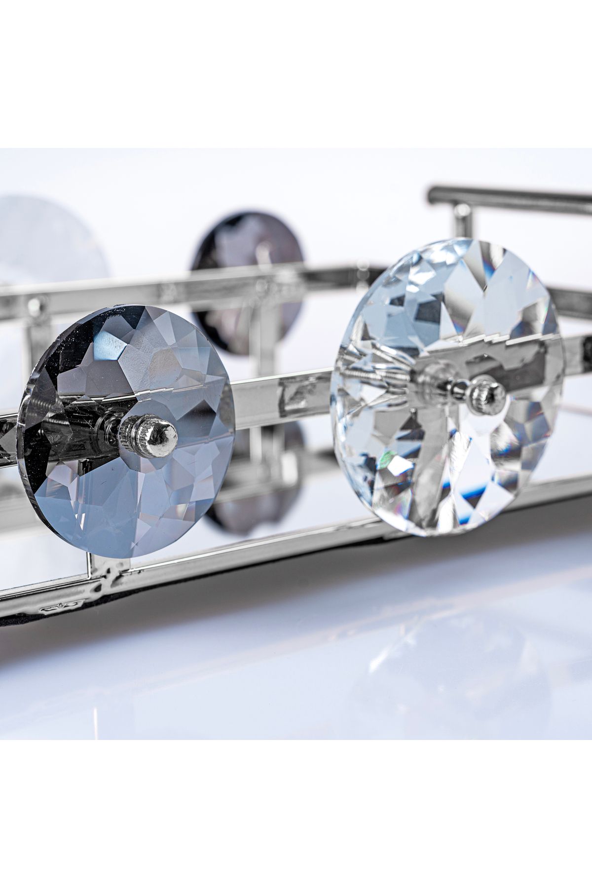 Hinora-Stylish Tray Set with Round Large Stones and 2 Rectangular Mirrors 3