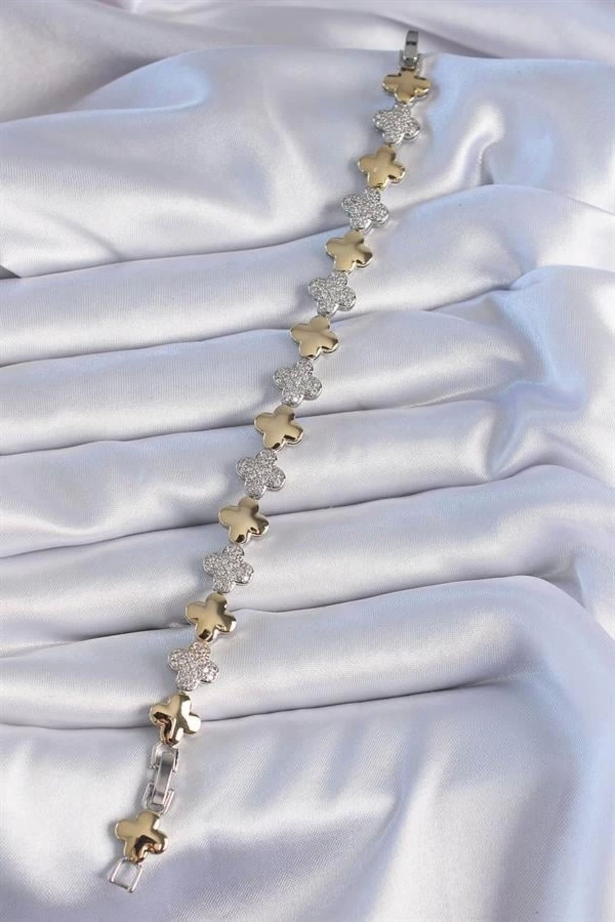 Lale Moda Pirinç Gümüş Gold Renk Zirkon Taşlı Yonca Model VİP Seri Kadın Bileklik