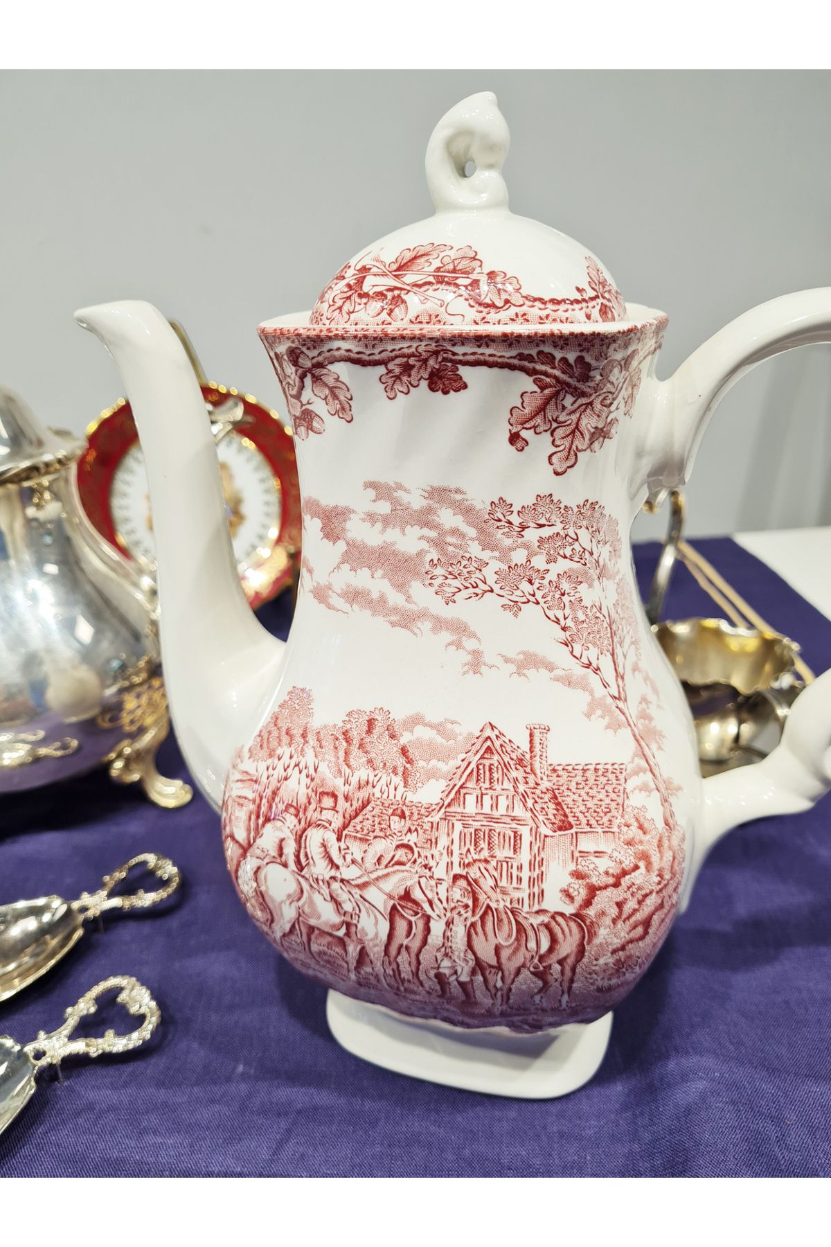 Staffordshire El İşçiliği Myott's Country Life Temalı İngiliz Porselen Çay Demliği (1.5 Litre)