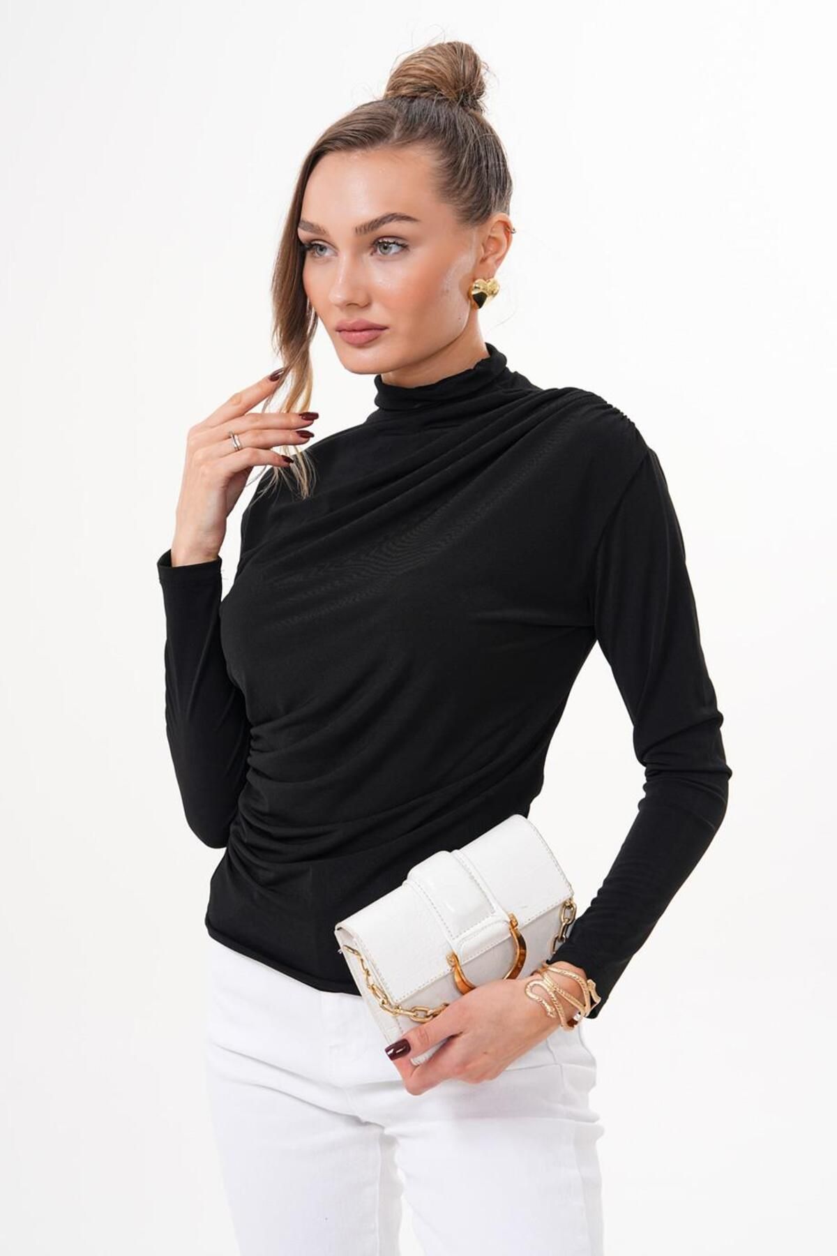 Flame İstanbul Butik Yan Drapeli Sandy Siyah Bluz SRP2037