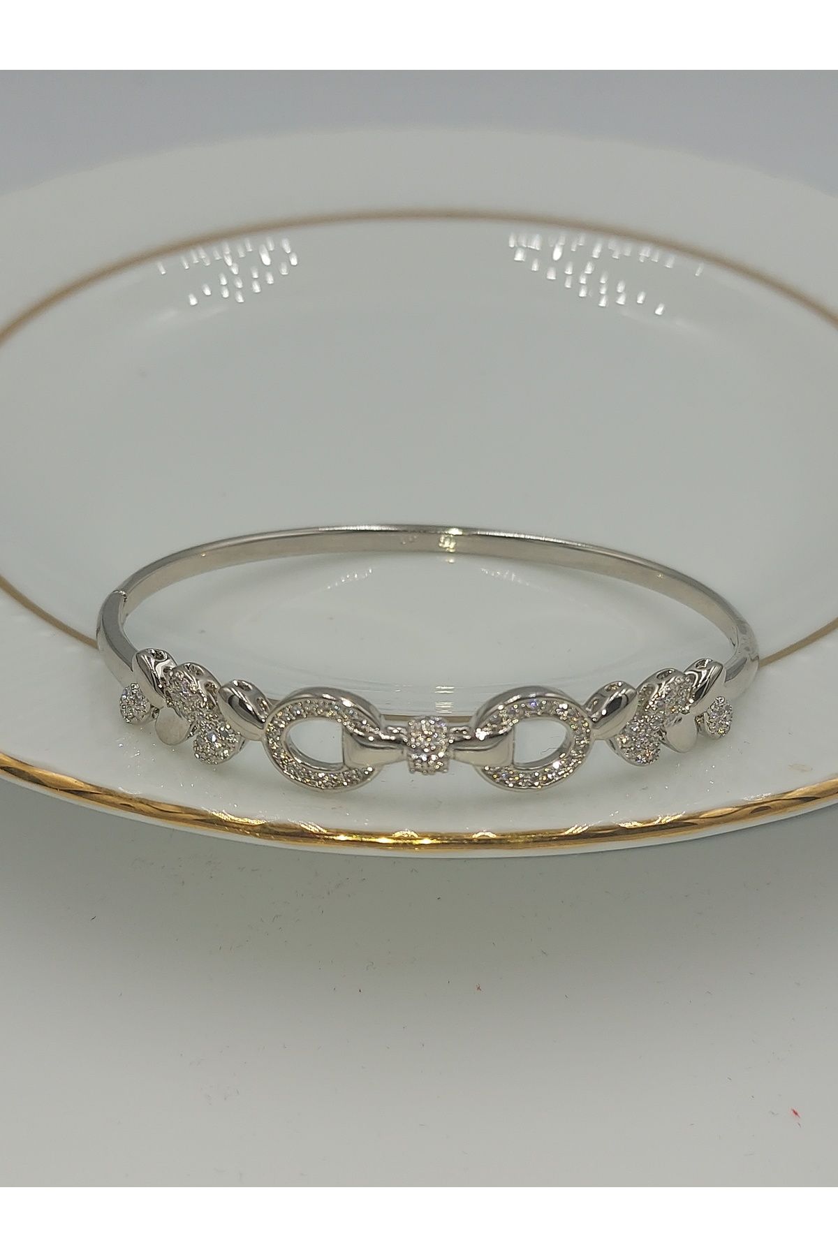 XUPING JEWELRY Xupıng Gümüş Renk Çelik Kelepçe Bileklik