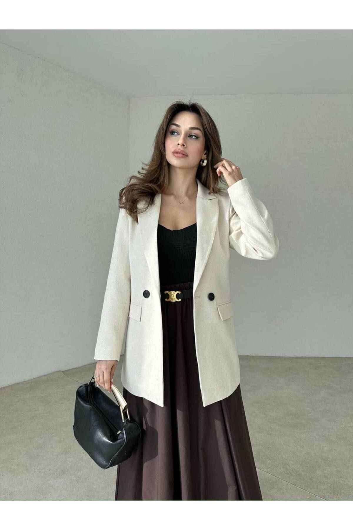 ENZOI Krem Kruvaze Yaka Keten Blazer Ceket - Çizgili Astar Detaylı