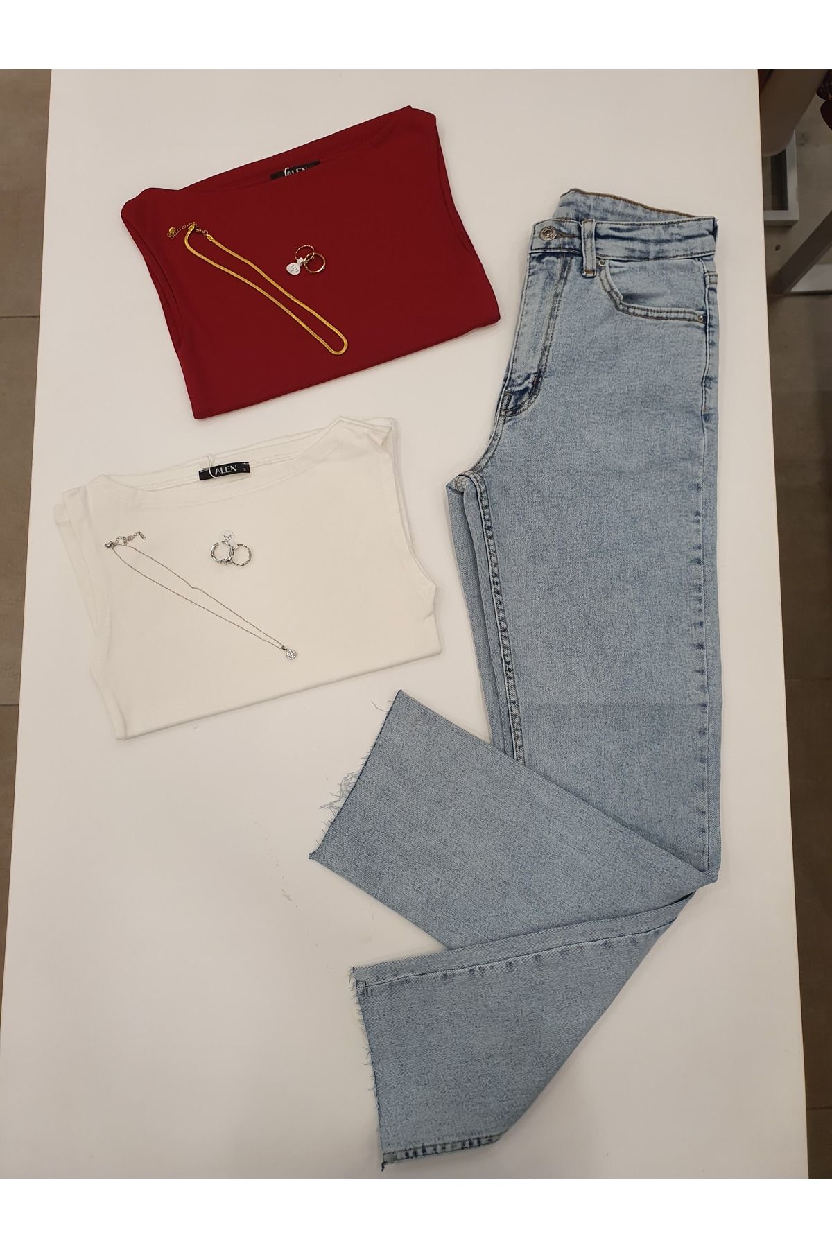 Alen Kiki Kesik Paça Likralı Jean Pantolon