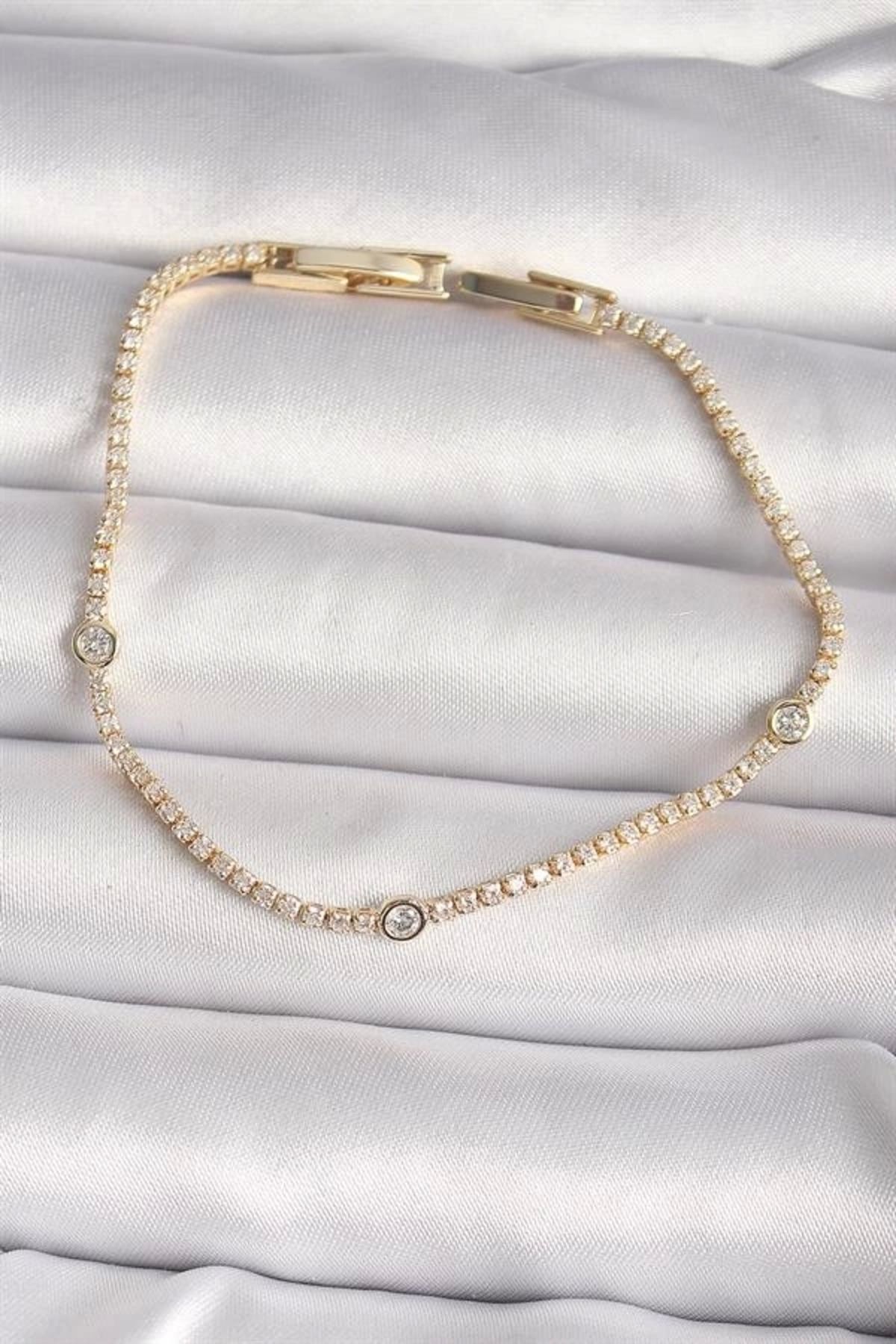Lale Moda Pirinç Gold Renk Zirkon Taşlı Kadın Bileklik