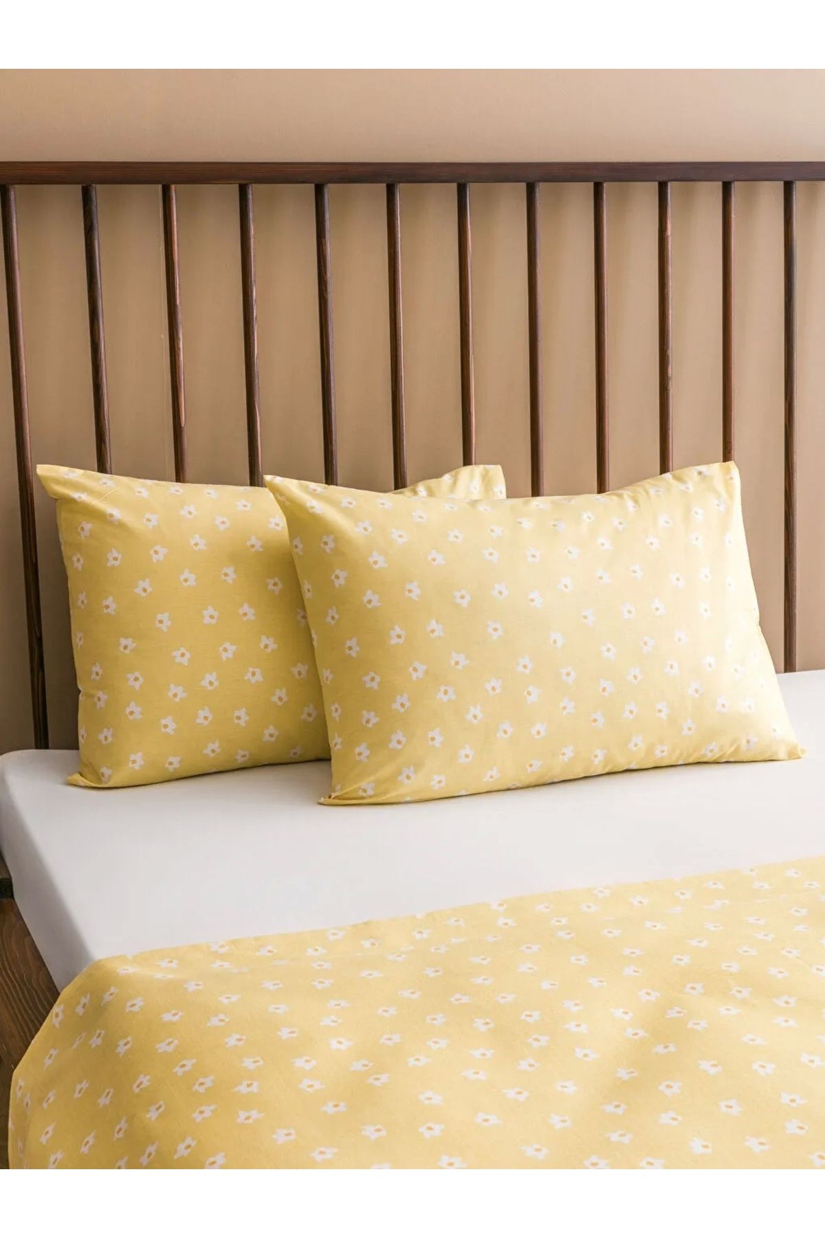 LC Waikiki LCW HOME Karişik Çiçek Baskılı Pamuklu Çift Kişilik Pike Seti 200x220/50x70 cm