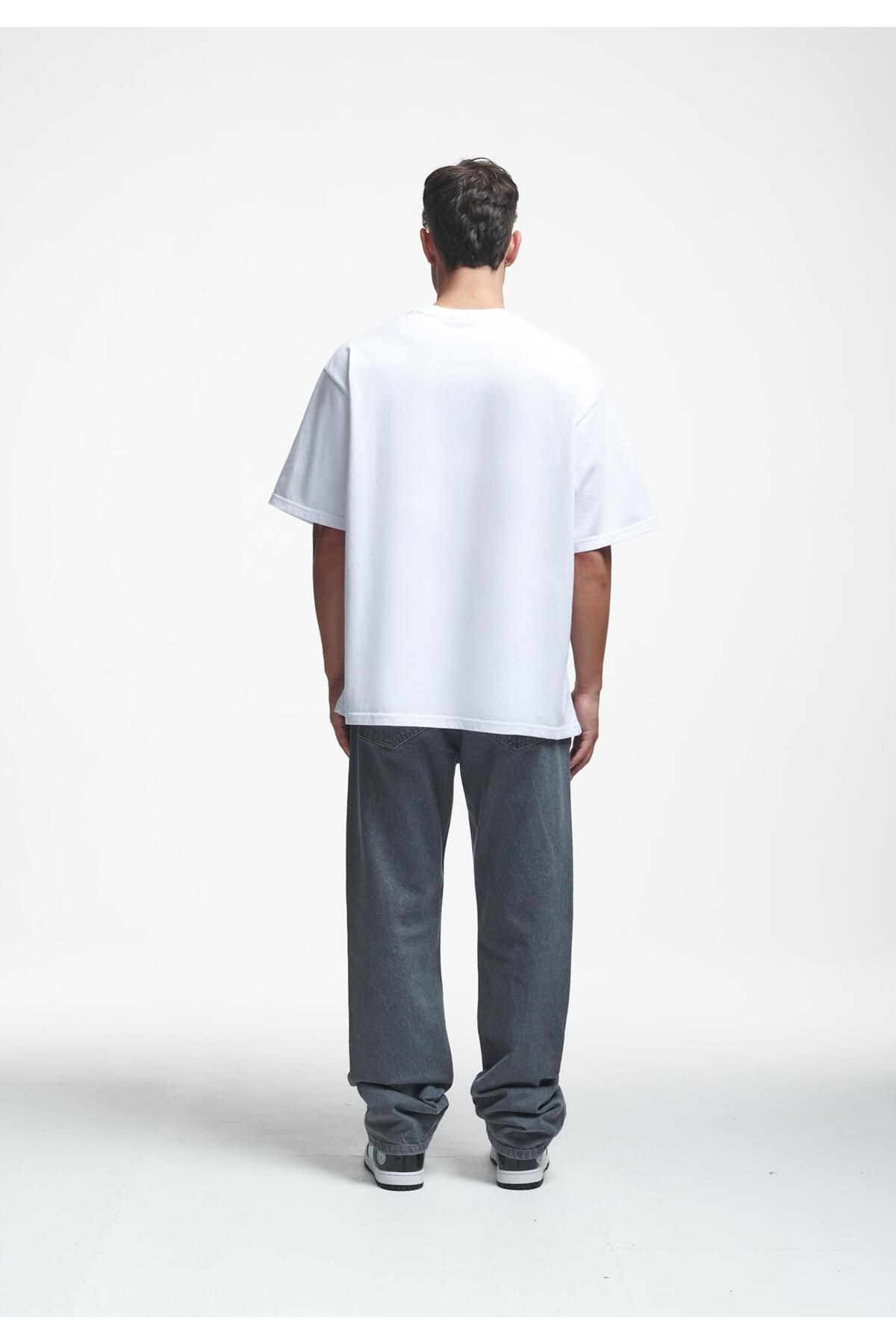 2Y-Herren Summer Vibes Oversize Tee 7
