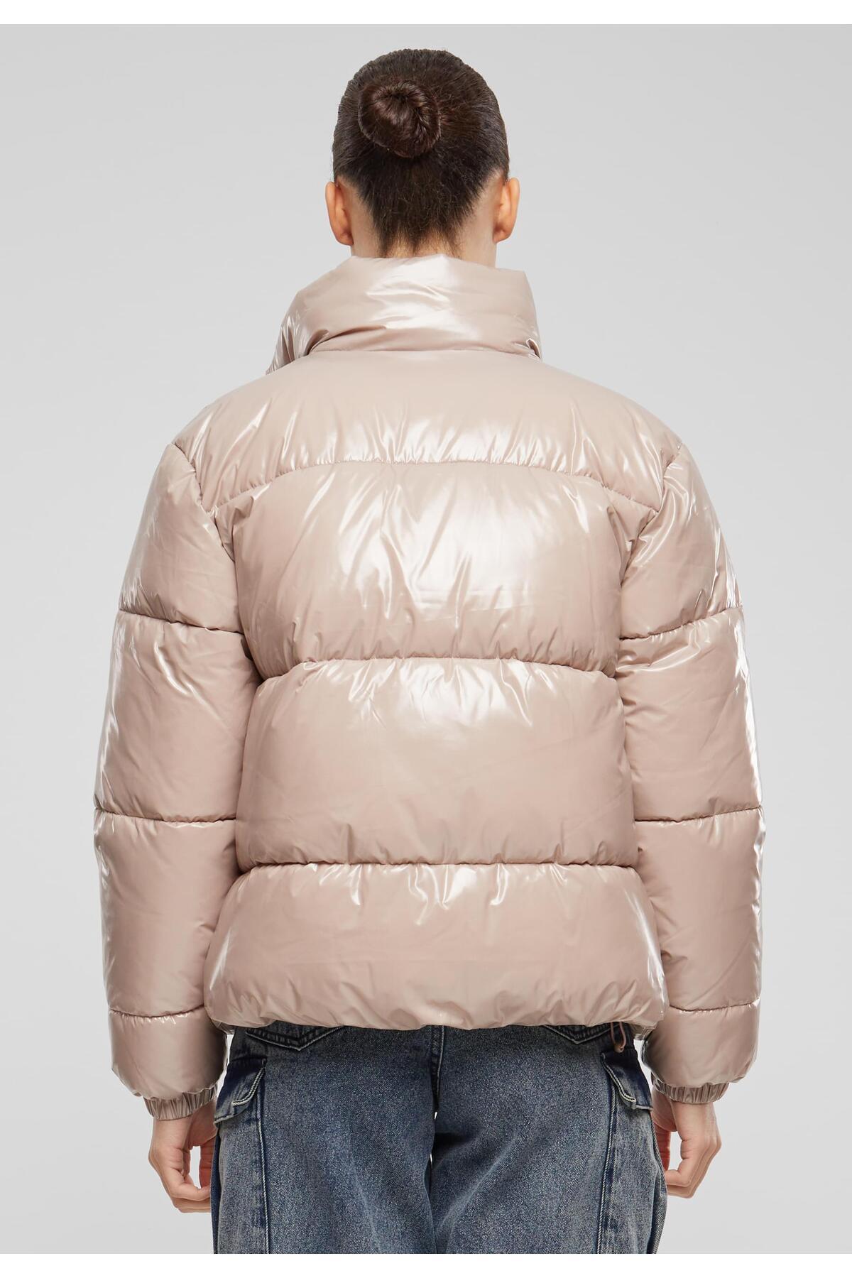 Urban Classics-Recycelte, kurze, glänzende Damen-Pufferjacke 8