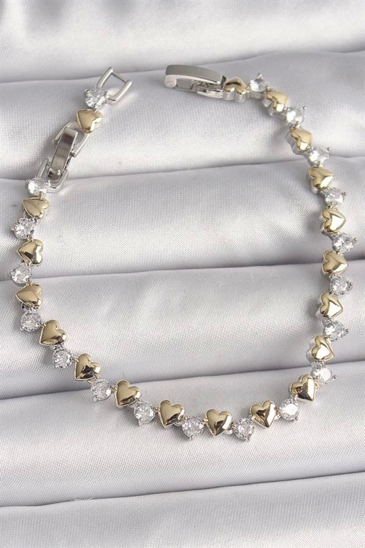 Lale Moda Pirinç Gümüş Renk Zirkon Taşlı Gold Kalpli VIP Seri Kadın Bileklik