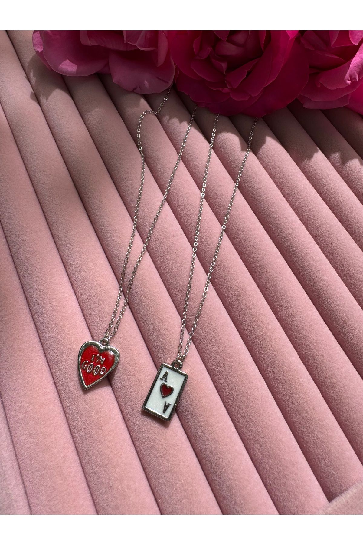 Gleemy accesories Rodyum kaplama I'm good,as maça ile tasarlanmış şık kadın kolye
