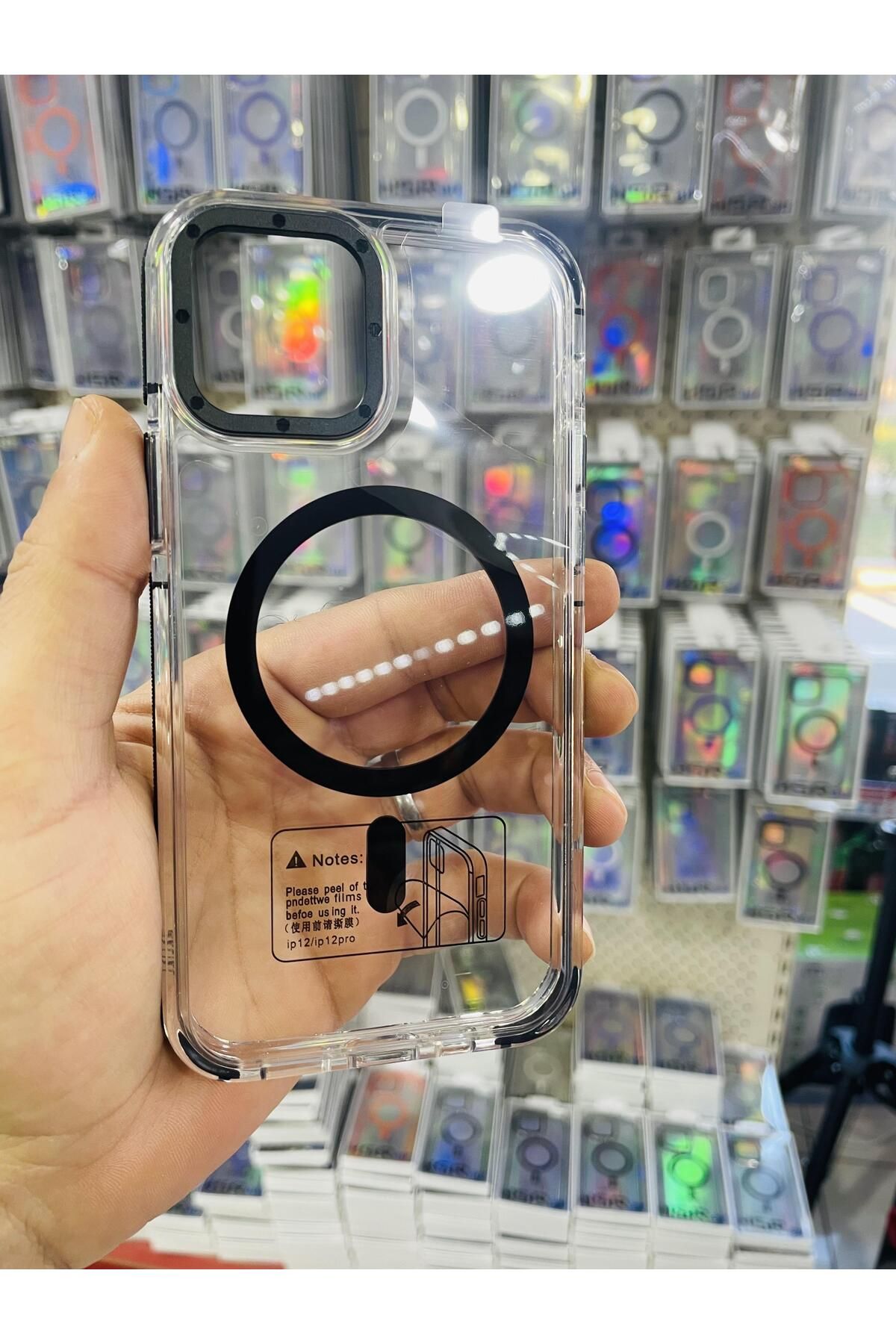 TG CASE STORE İPhone 12 - 12 Pro Magsafe Sararmaz Mika Telefon Kılıfı Siyah