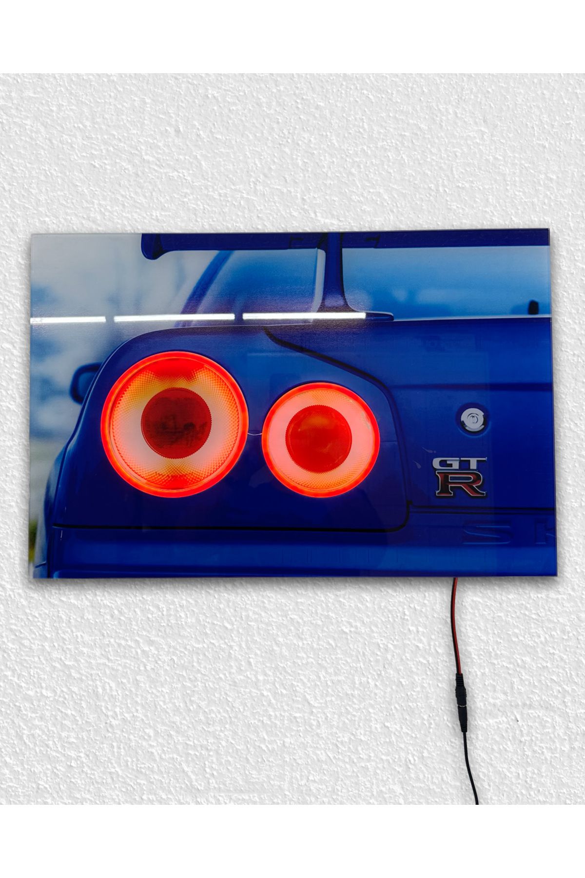 Nissan PLEXON Nissan Skyline GT-R R34 LED Pleksi Tablo – Kırmızı Far Işığı + RF Kumanda
