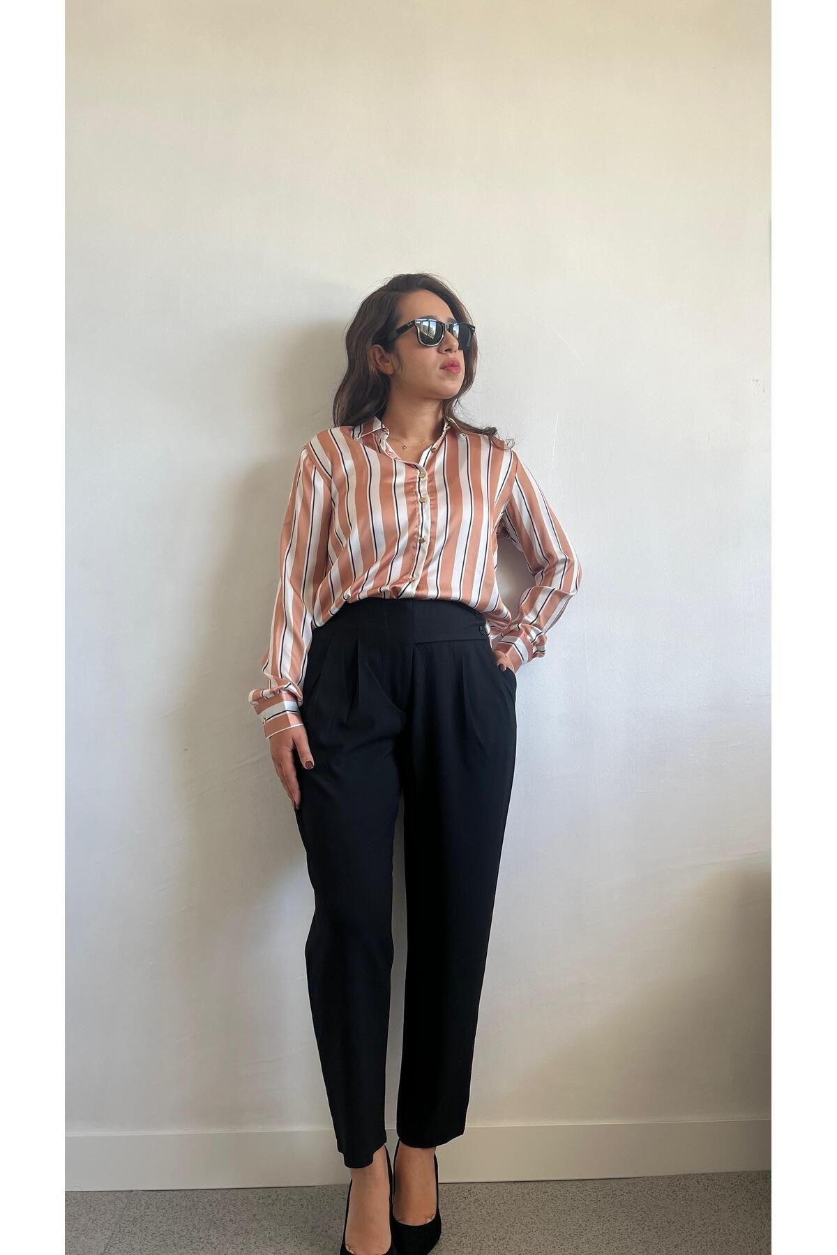 Gizybutik Yandan Düğmeli Havuç Kumaş Pantolon