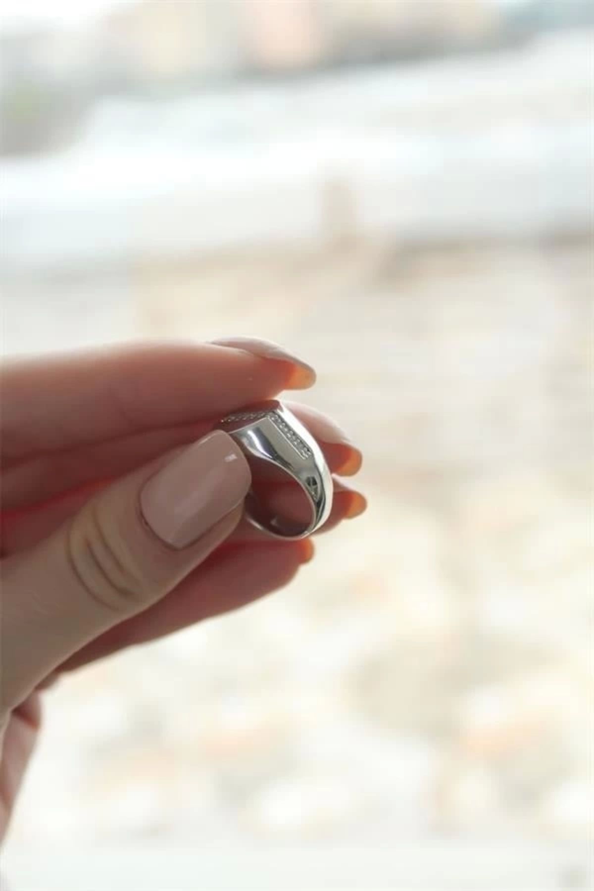 Lale Moda Punta Zirkon Taşlı Rodyum Kaplama Kadın Yüzük