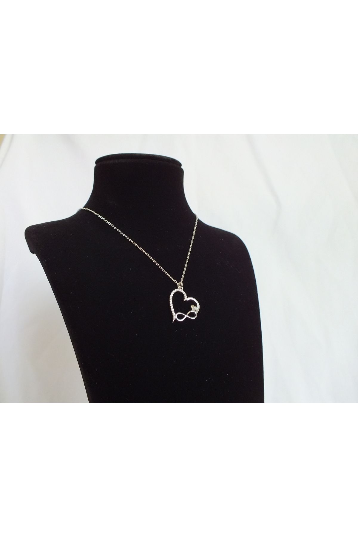 Marmaris Jewellery 925 Ayar Kadın Gümüş Kolye Sonsuzluk ve Kalp Temalı Hayalet Zincir Model