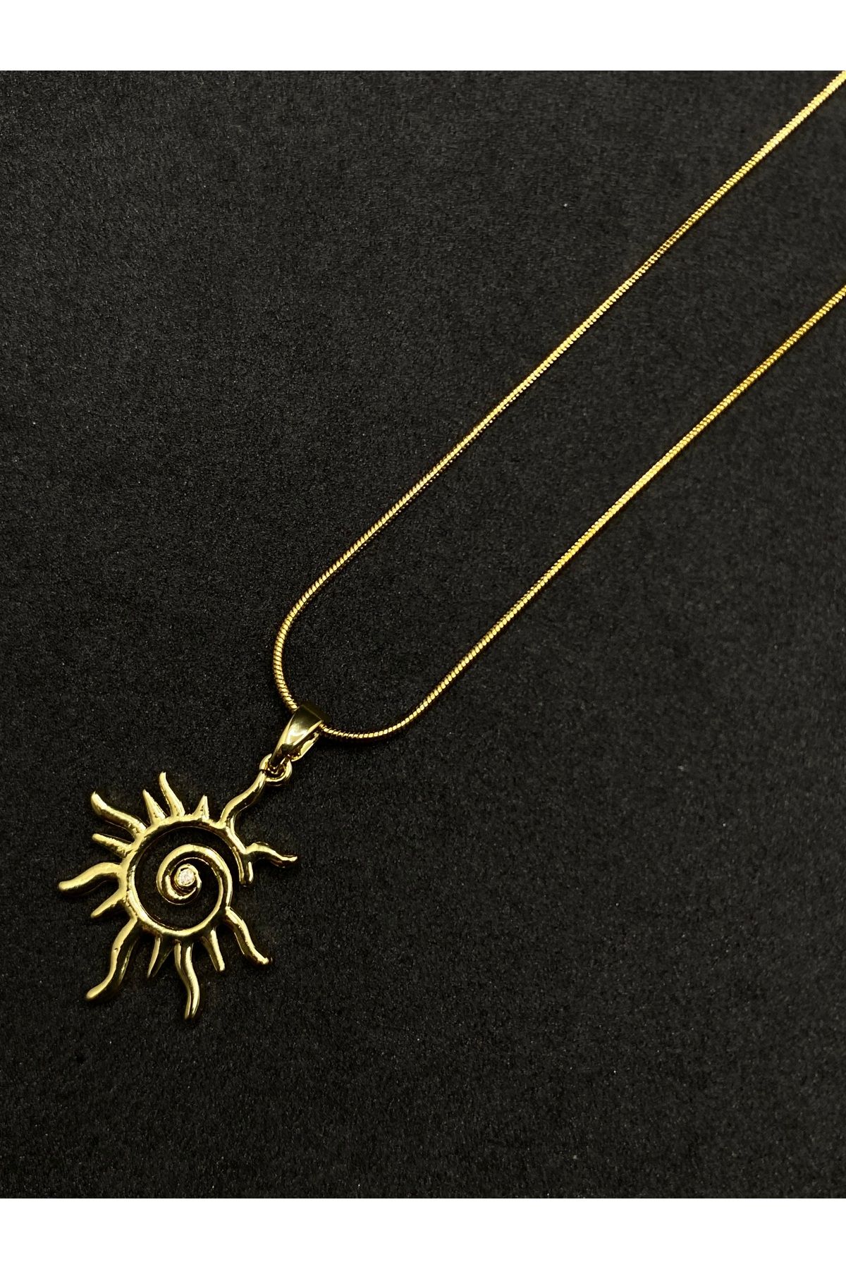 Jiji Jewelery Güneş Yaz Tutulma Trend Altın Renk Paslanmaz Çelik Kolye