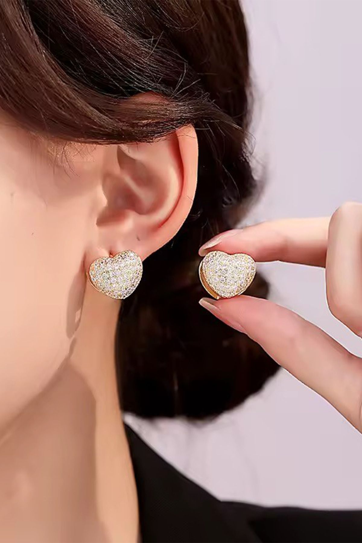 laria jewelry Taşlı Kalp Bombe Küpe
