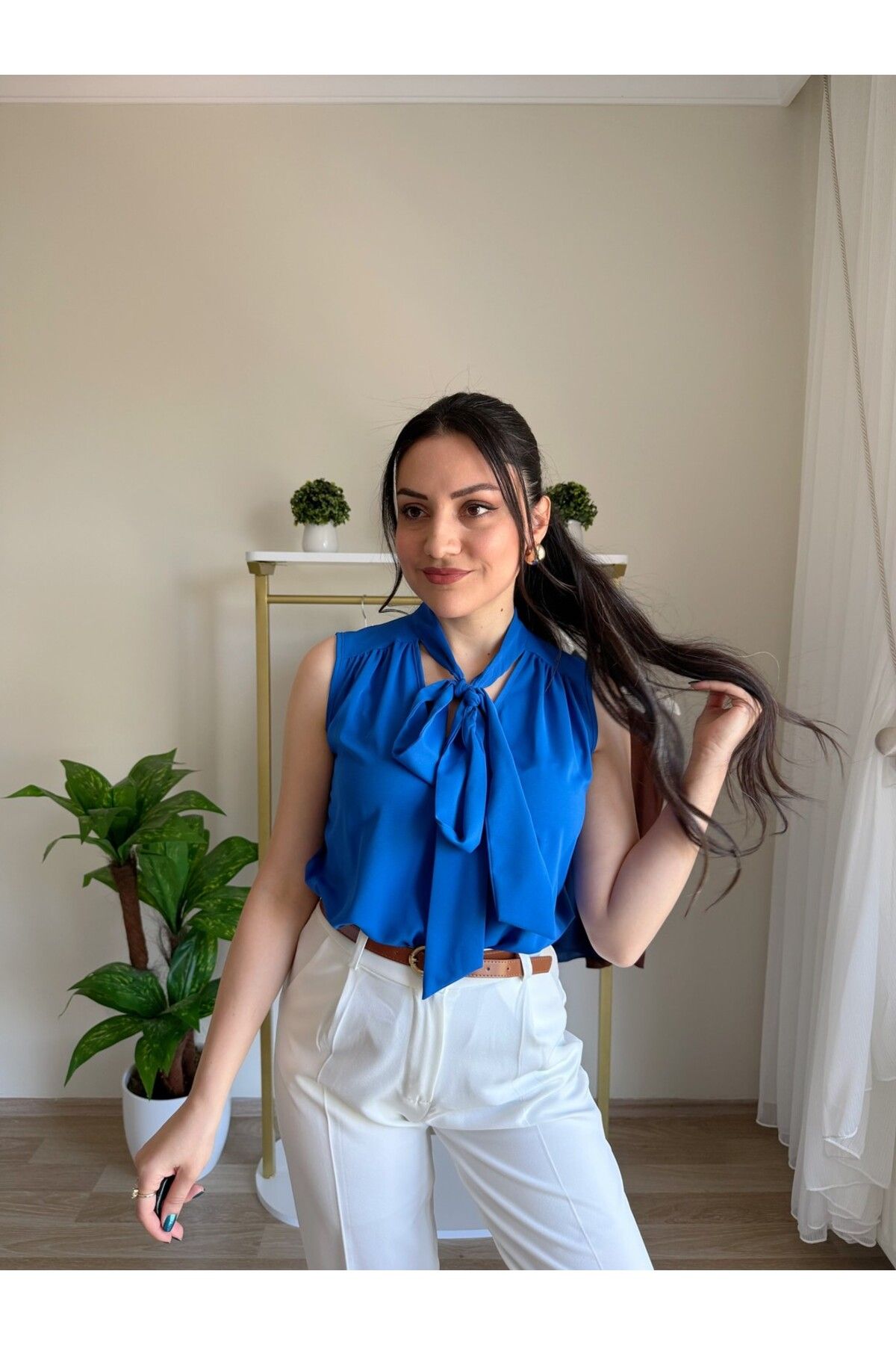 olina boutique Fularlı Kolsuz Bluz