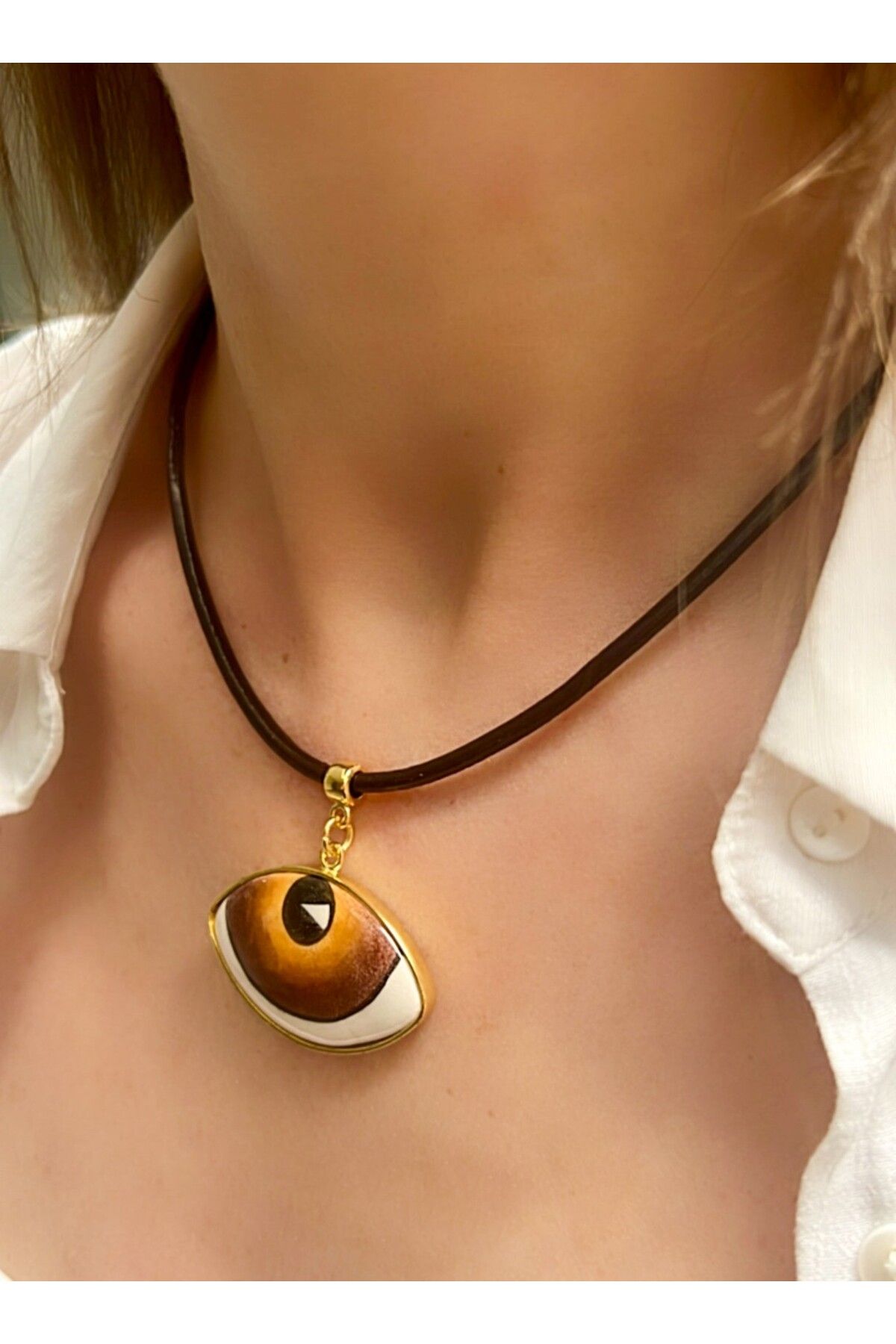 Kutcha Accessories Kahverengi Deri Kordonlu Seramik Göz Kolye