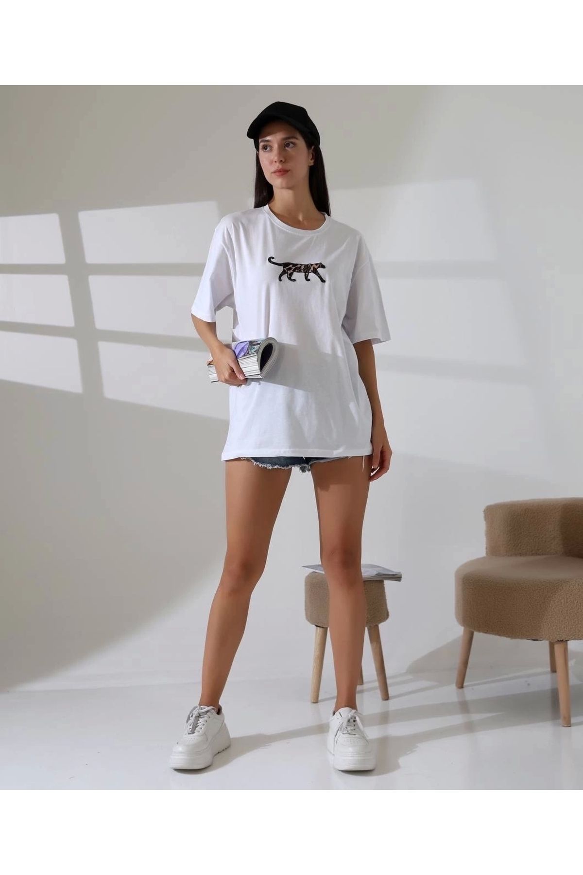 KAZAX Kaplan nakış işlemeli Oversize tişört