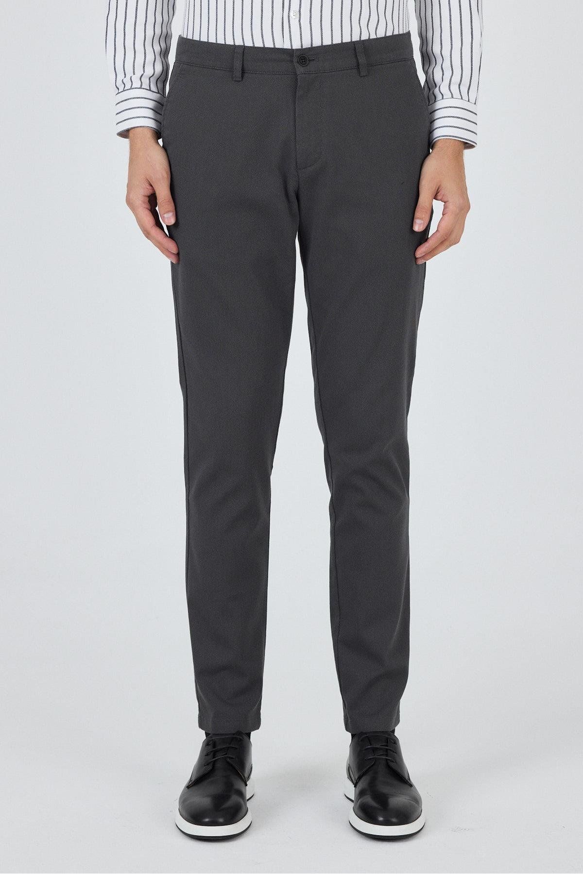 İmza Koyu Antrasit Desenli Armürlü Yan Cep Düz Paça Comfort Fit Pamuklu Casual Chino Pantolon 1003250122