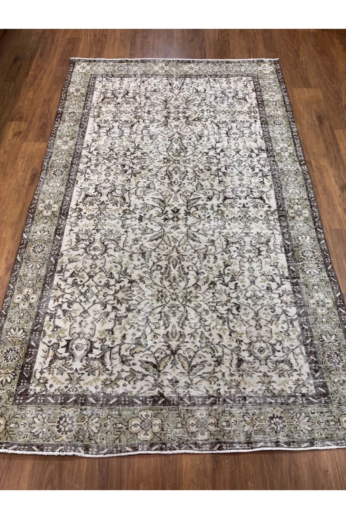 BUGO CONCEPT el dokuma traşlanmış vintage halı 155x255