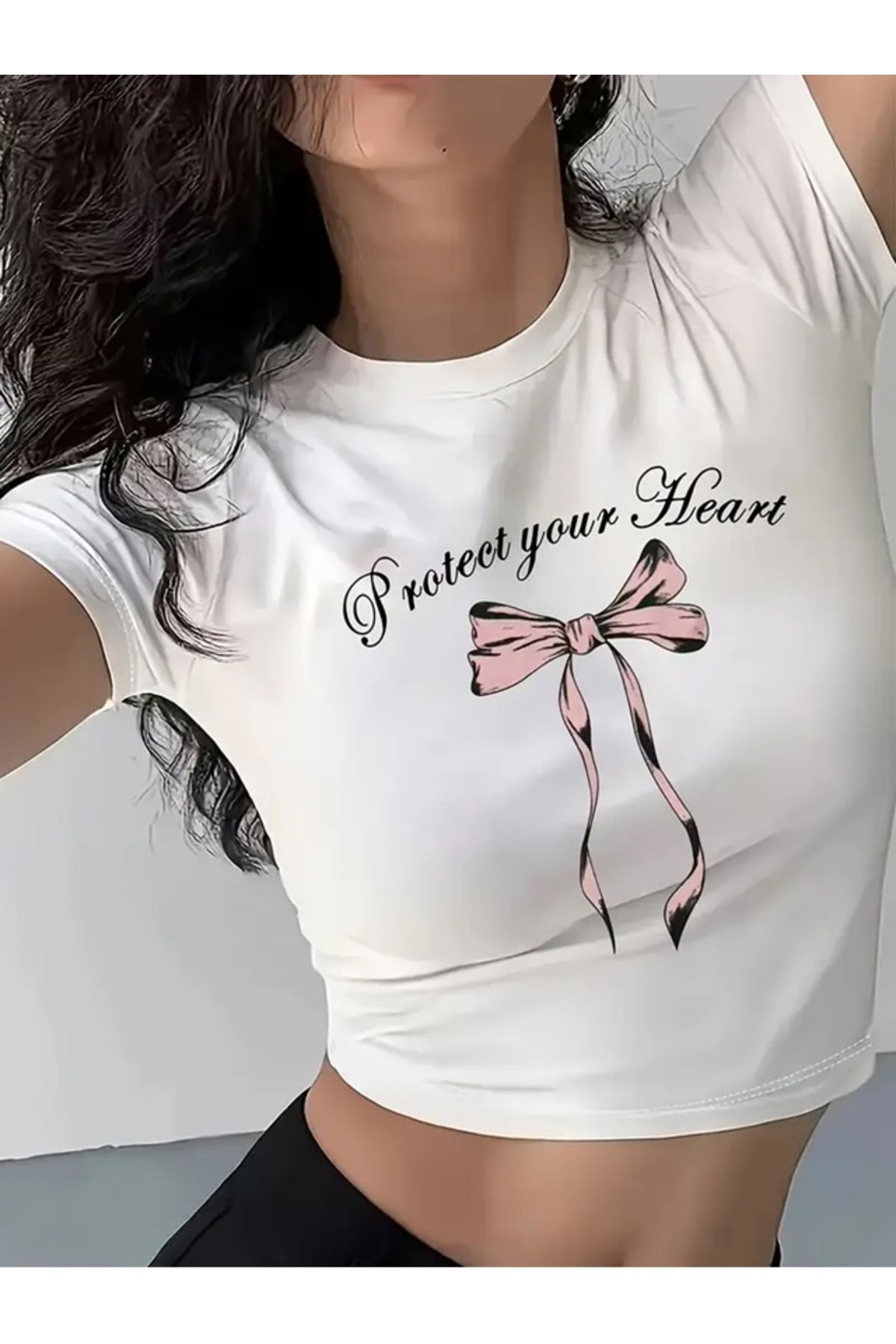 Touz Moda Protect Your Heart Baskılı Beyaz Body Crop Bluz