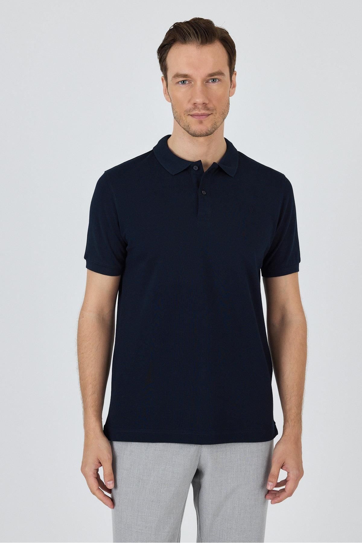 İmza Koyu Lacivert Polo Yaka Kısa Kol Cepsiz Slim Fit Classic Pamuklu Tişört 1011250177