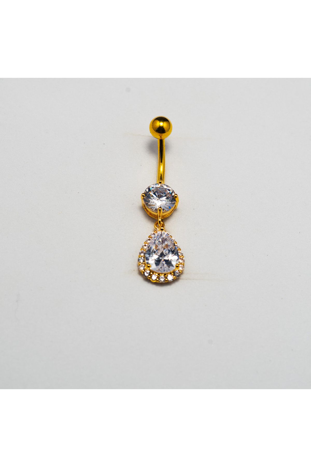 Piercing by Sever DAMLA TAŞ SALLANTILI MODEL CERRAHİ ÇELİK GÖBEK BELLY PIERCING… ALTIN/GOLD RENKLİ ve ŞEFFAF TAŞLI.