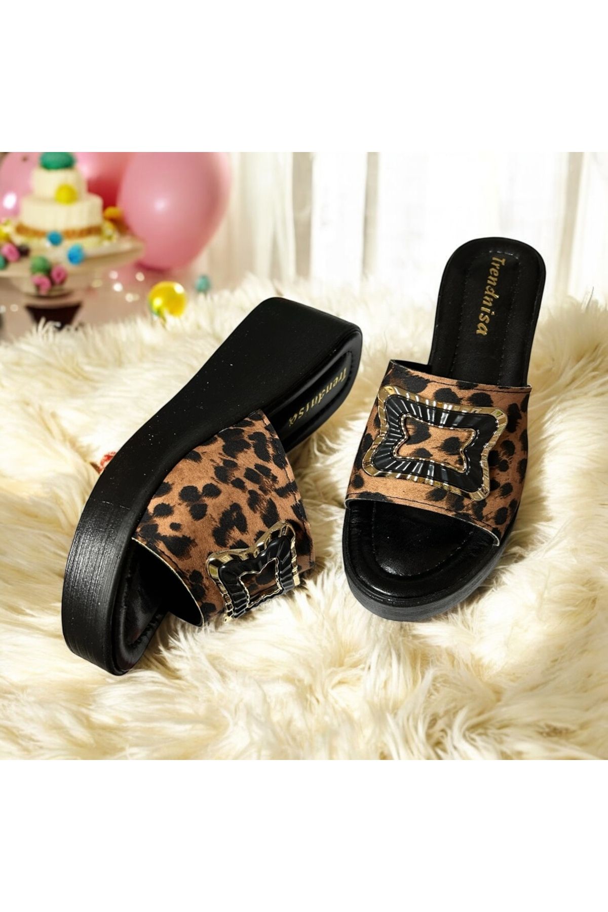 Lion-Wedding Heel Leopard Patterned Slippers Suitable for Daily Use 2